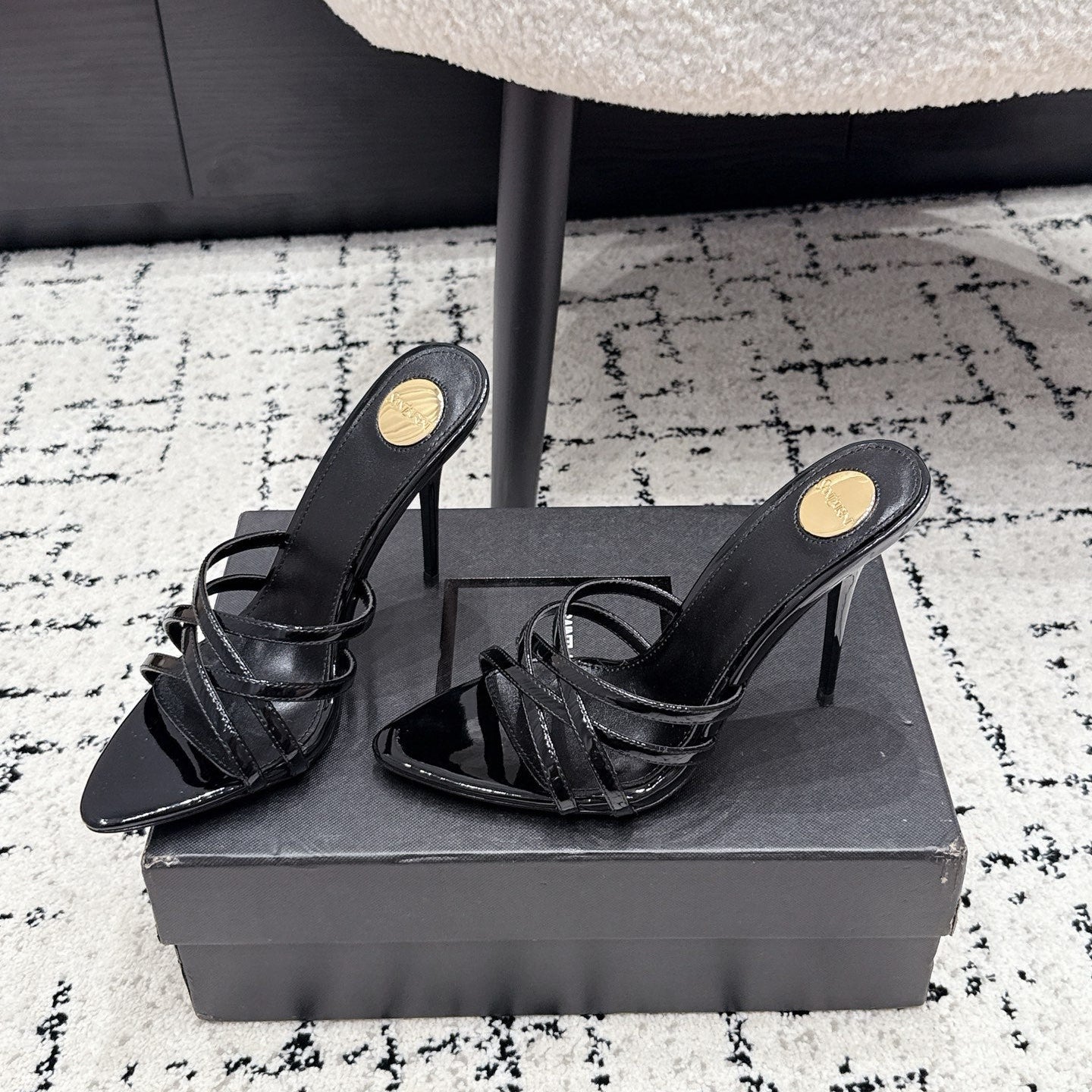 YSL Kate Mule 10.5cm Black Patent Leather 847149