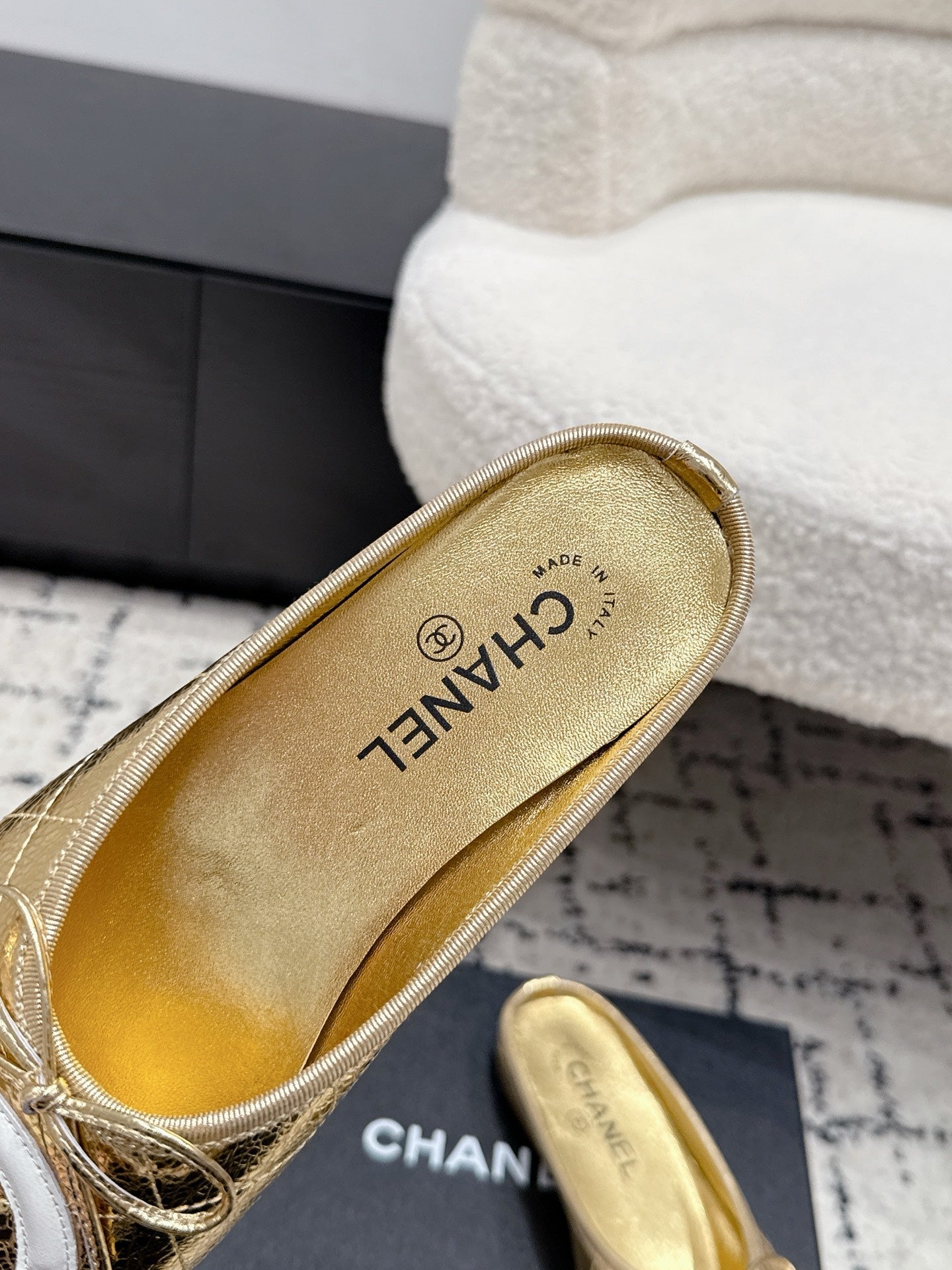 CC 26s Coco Beach Cambon Mule Gold Lambskin 847128