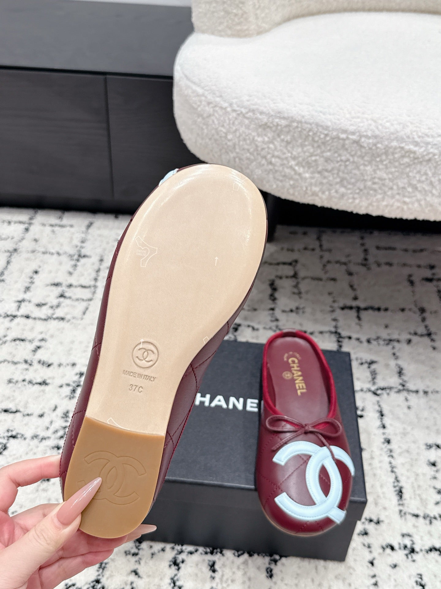 CC 26s Coco Beach Cambon Mule Burgundy Lambskin 847129