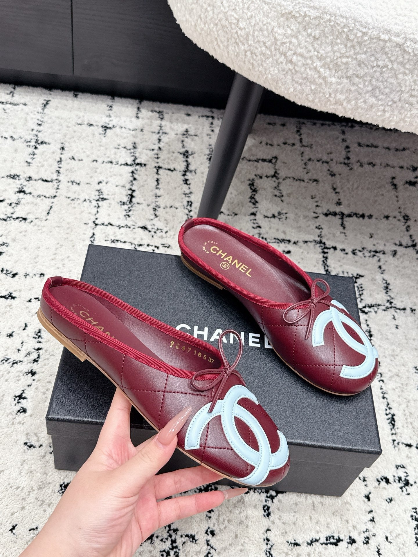 CC 26s Coco Beach Cambon Mule Burgundy Lambskin 847129