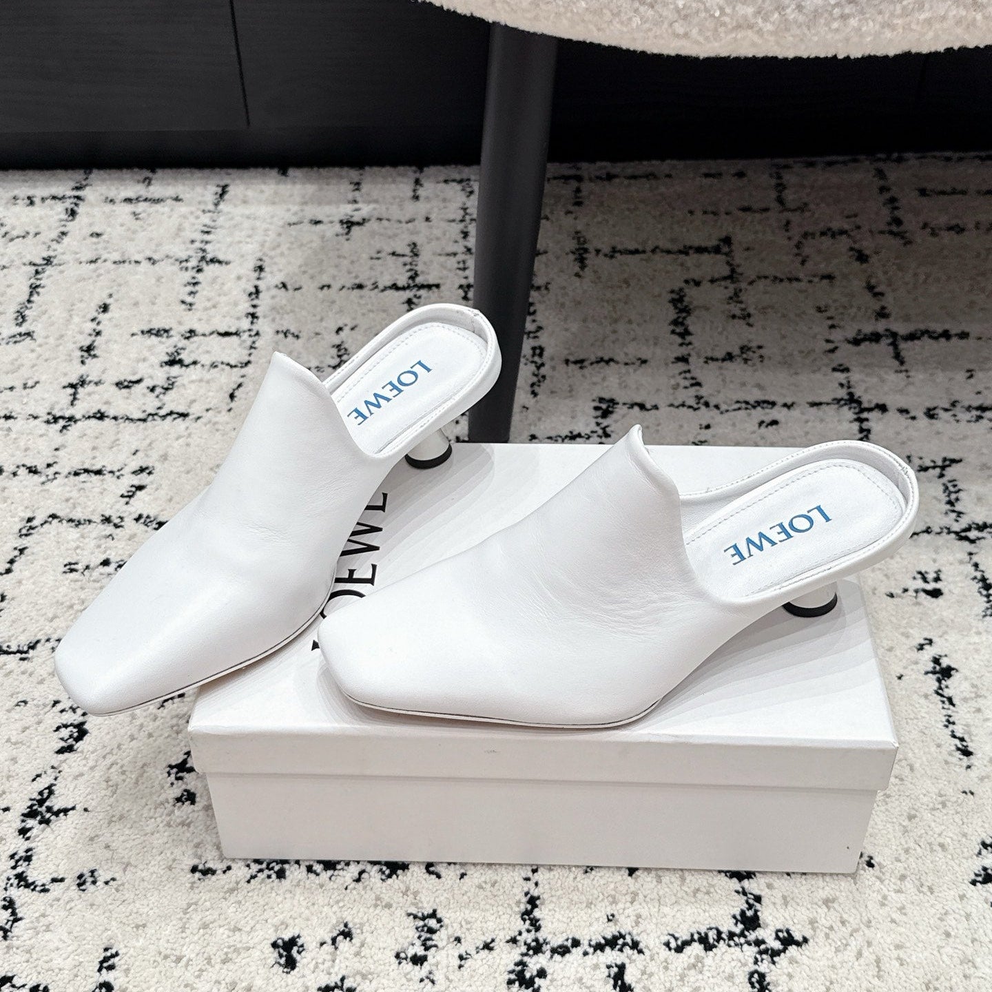 Loewe Emily Mule White Lambskin 880824