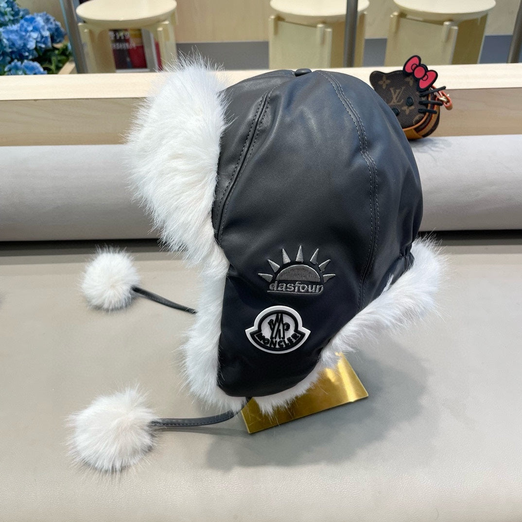 MC 26s Winter Bomber Trapper Hat Grey Leather 499296