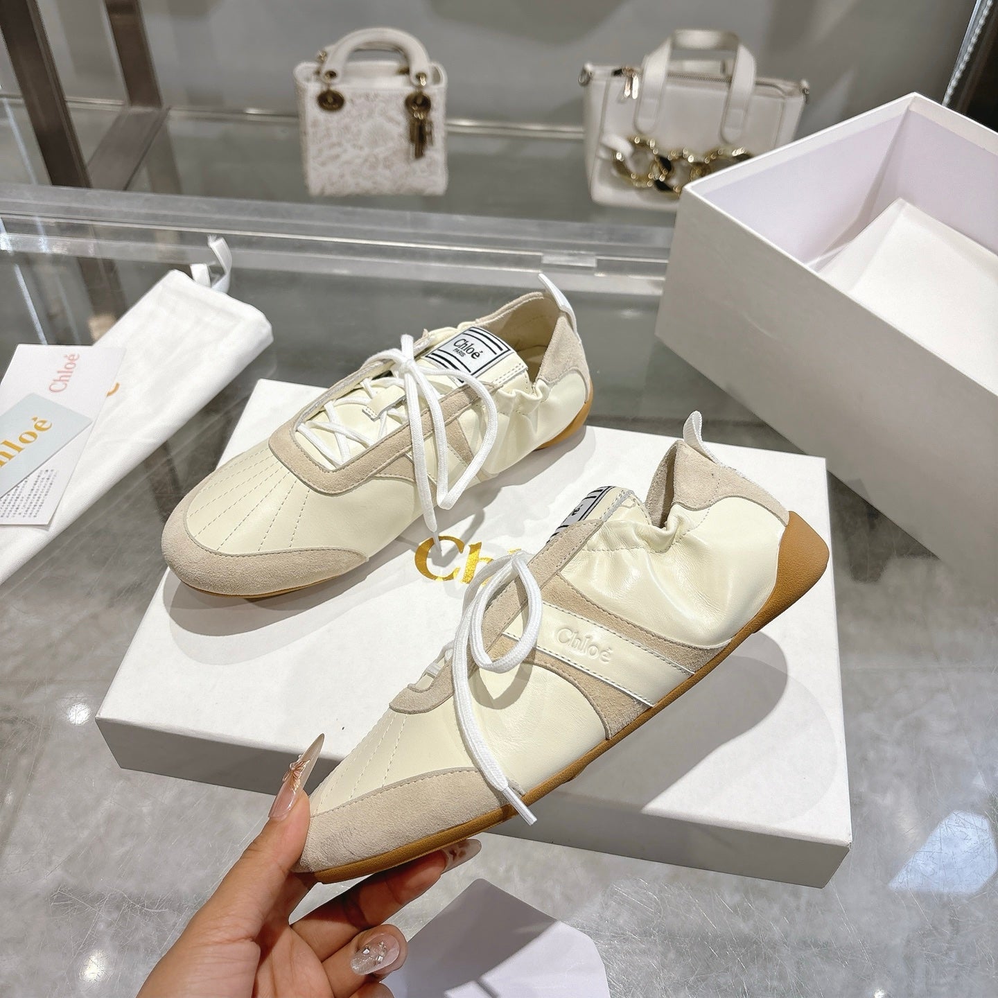 Chloe Sneaker casual shoes cream cowhide 518815