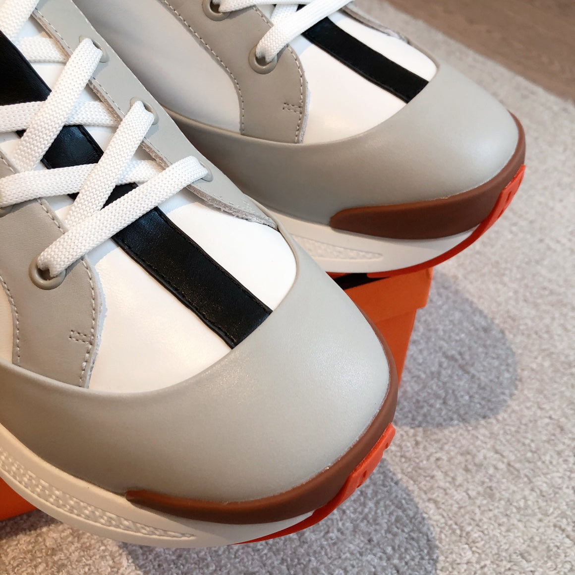HM Hugo Sneakers White Grey Calfskin 933467