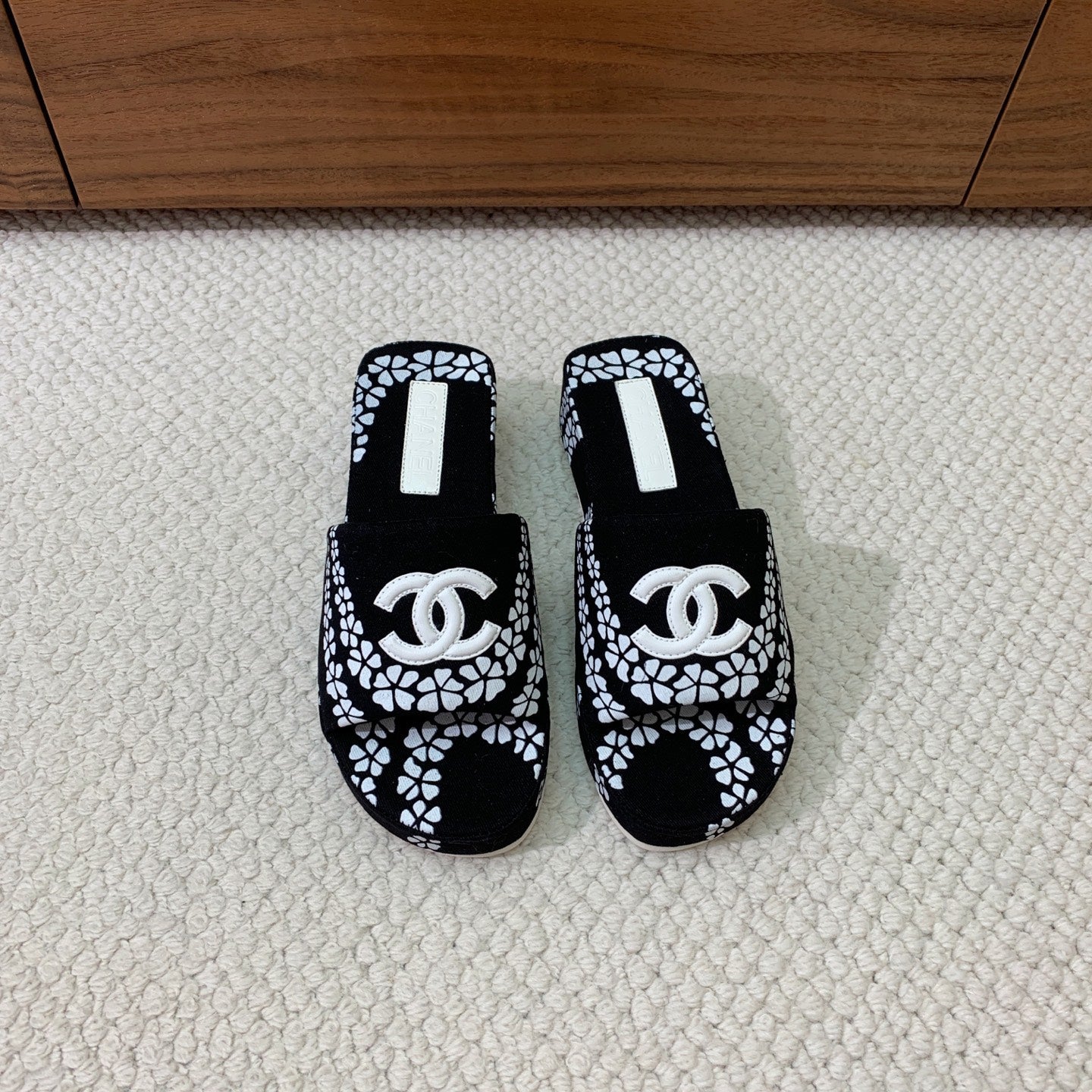 CC Platform Printed Slippers 4.5cm Black Canvas 792624