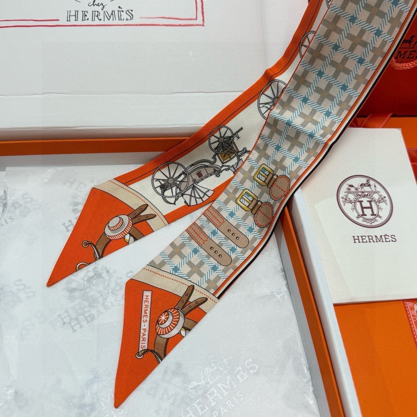 HM Twilly Mini Scarf 86CM Orange Beige Mulberry Silk 968843