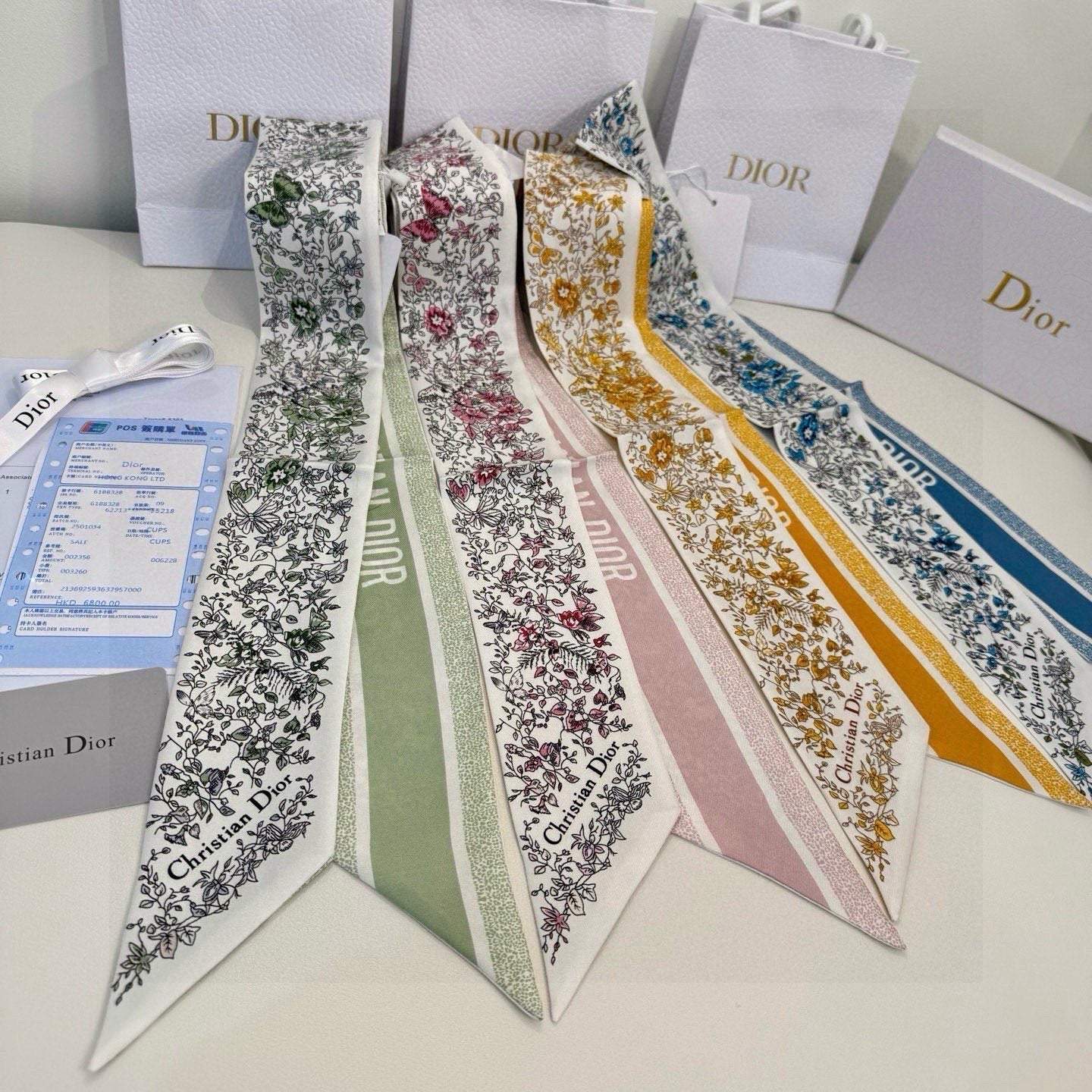 CD Mitzah Scarf White Green Silk 153196