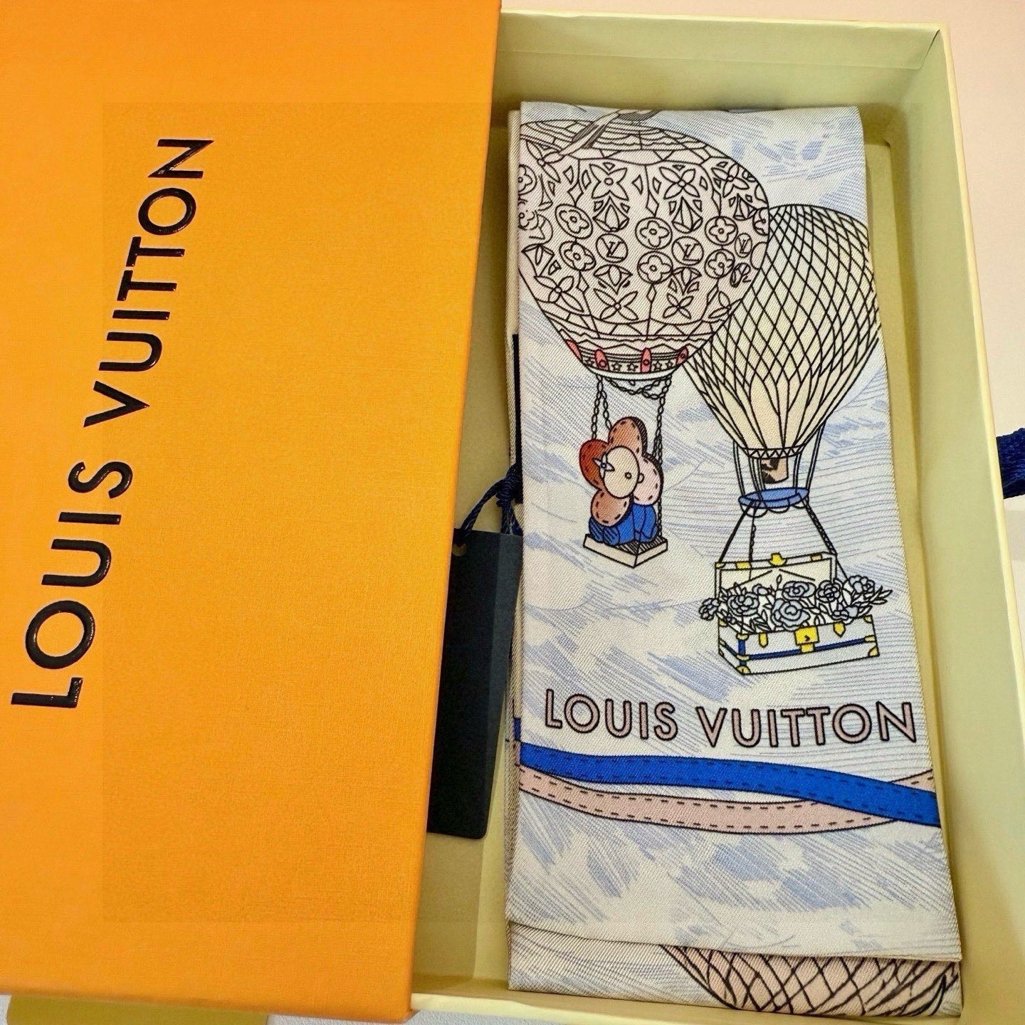 HM Twilly Mini Scarf 120 Blue Beige Silk Twill 153200