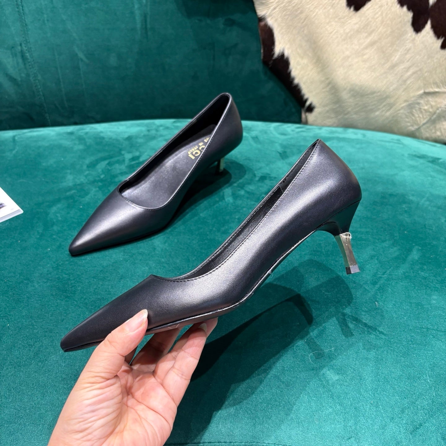 GG Pointed-Toe Slingback Black Leather 741256