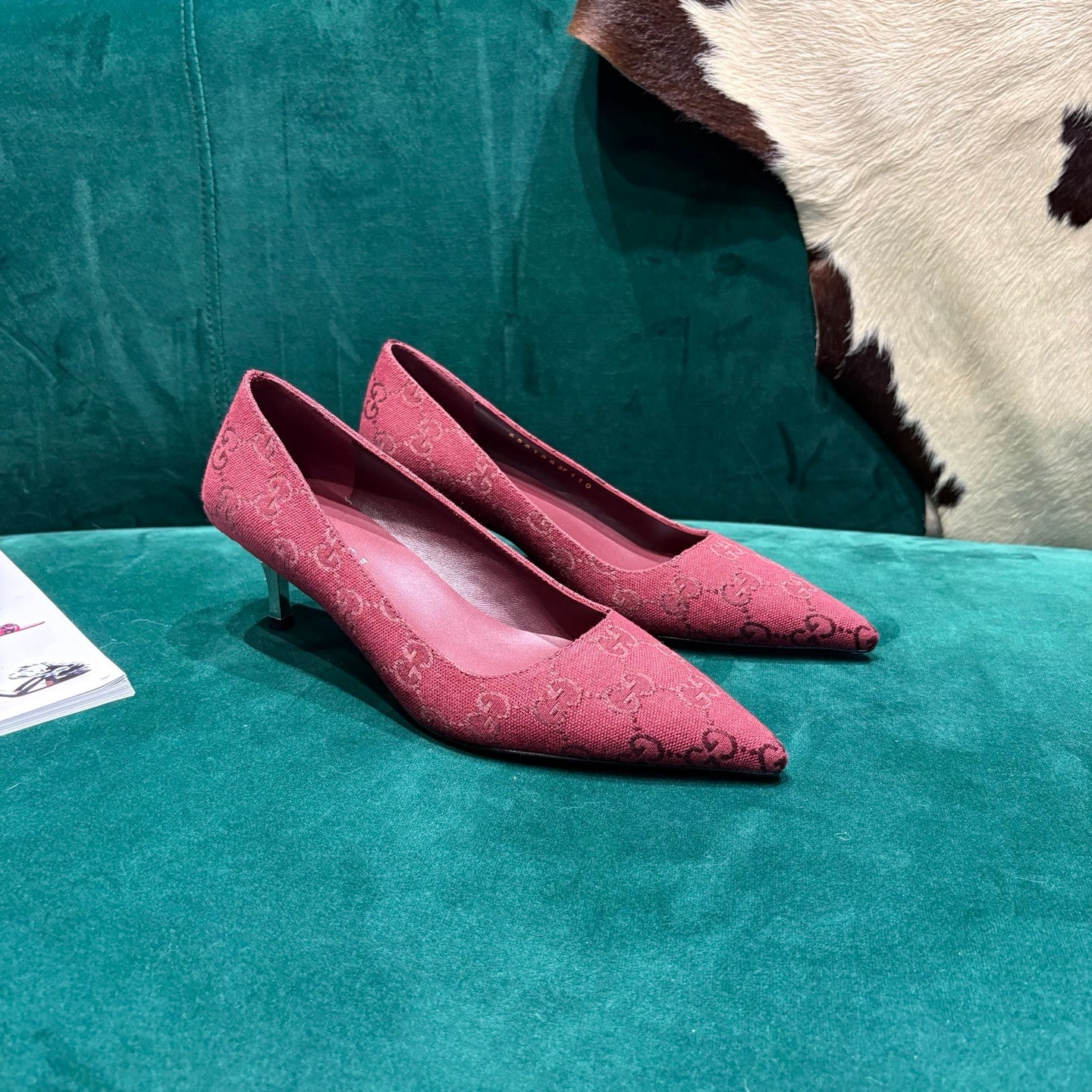 GG Pointed-Toe Slingback Red Canvas 741267