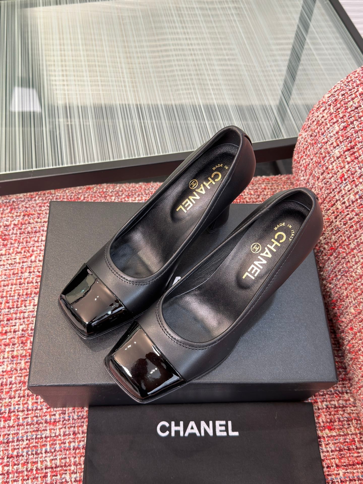 CC 26s Pumps Square Toe Block 8.5cm Black Lambskin 962955