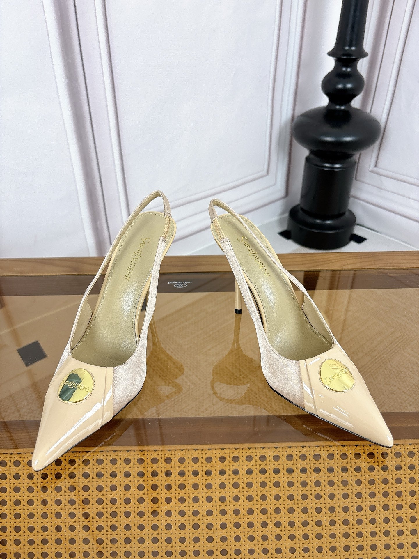 YSL Louis Slingback 10cm Beige Satin Patent Leather 932062