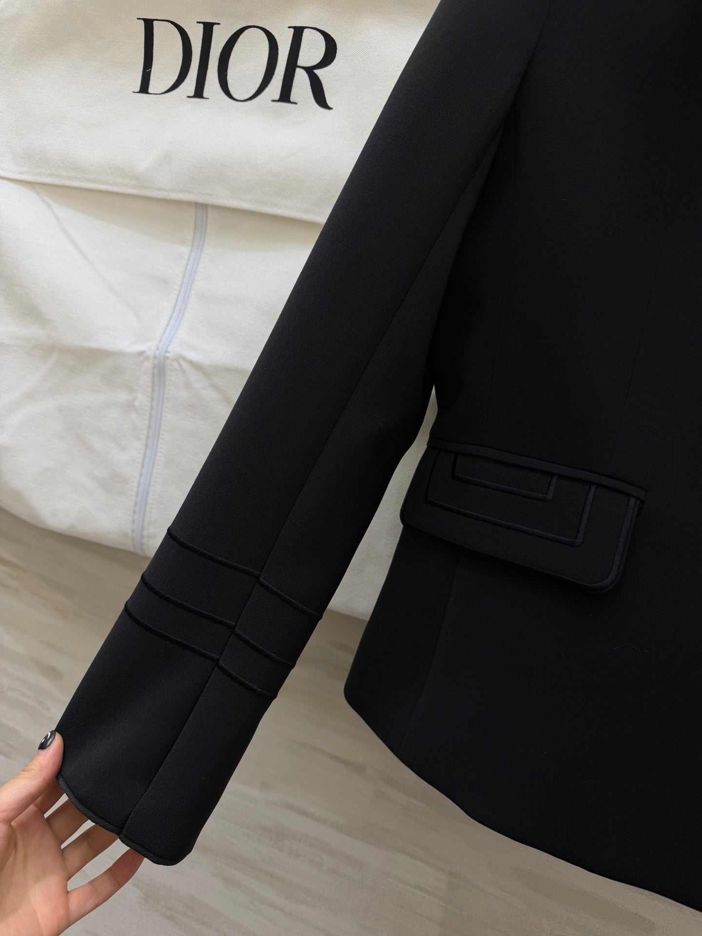 CD 26s Short Blazer Black Wool Blend Fabric 855449