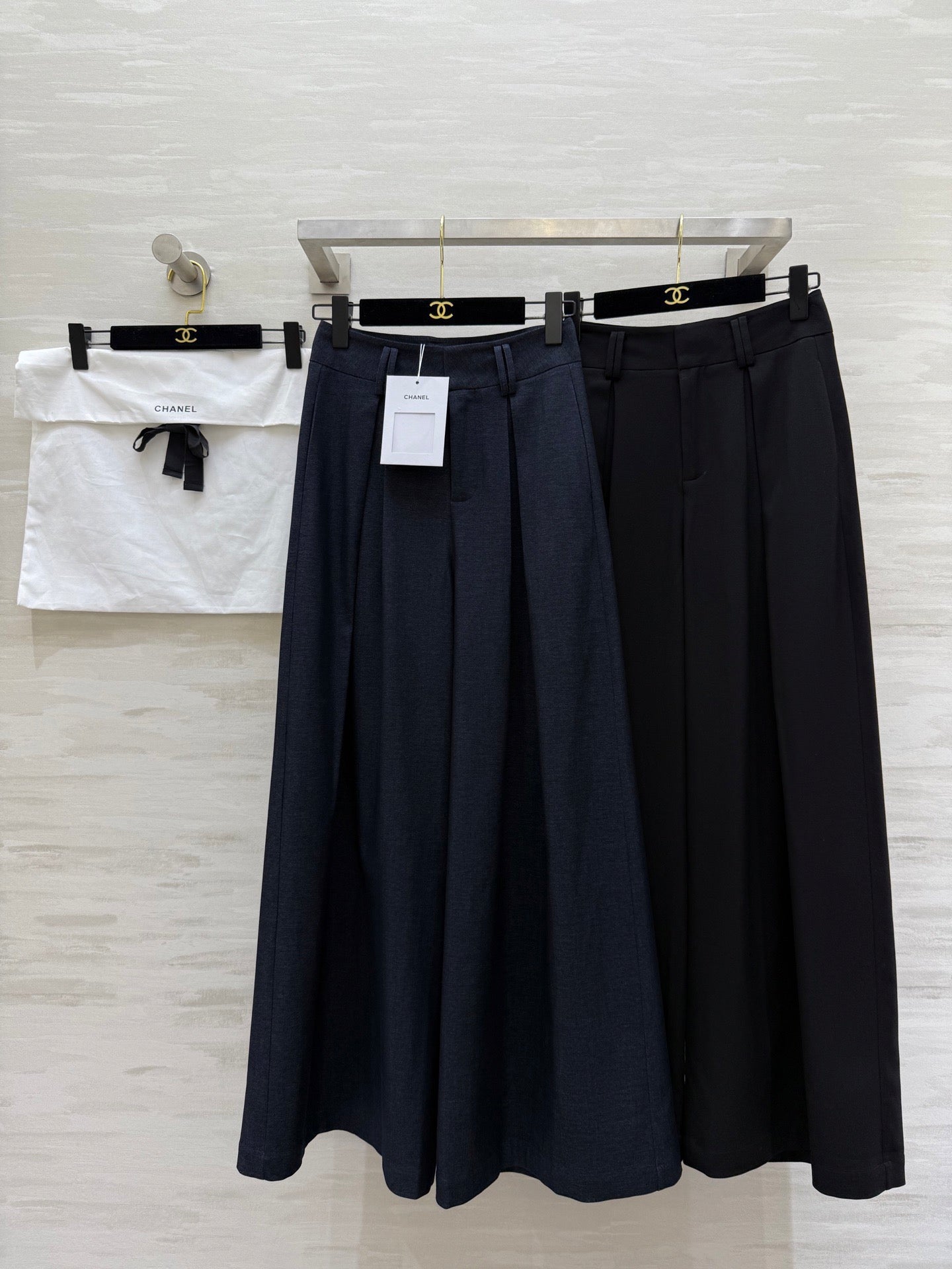 CC Straight-Leg Wide-Leg Trousers Black Cotton 346625
