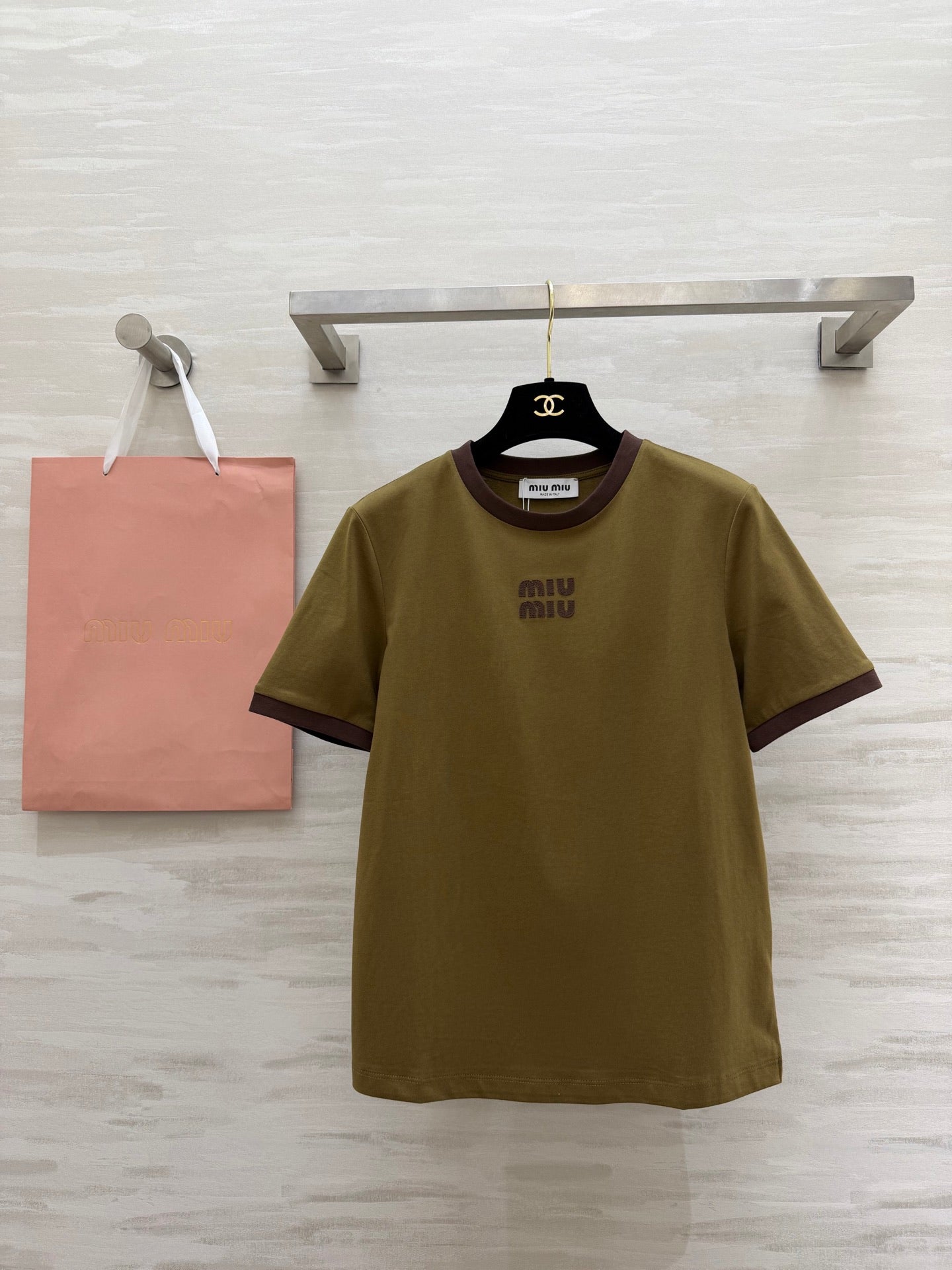 Miu 26s Ribbed Neck Letter T-Shirt Brown Cotton 363631