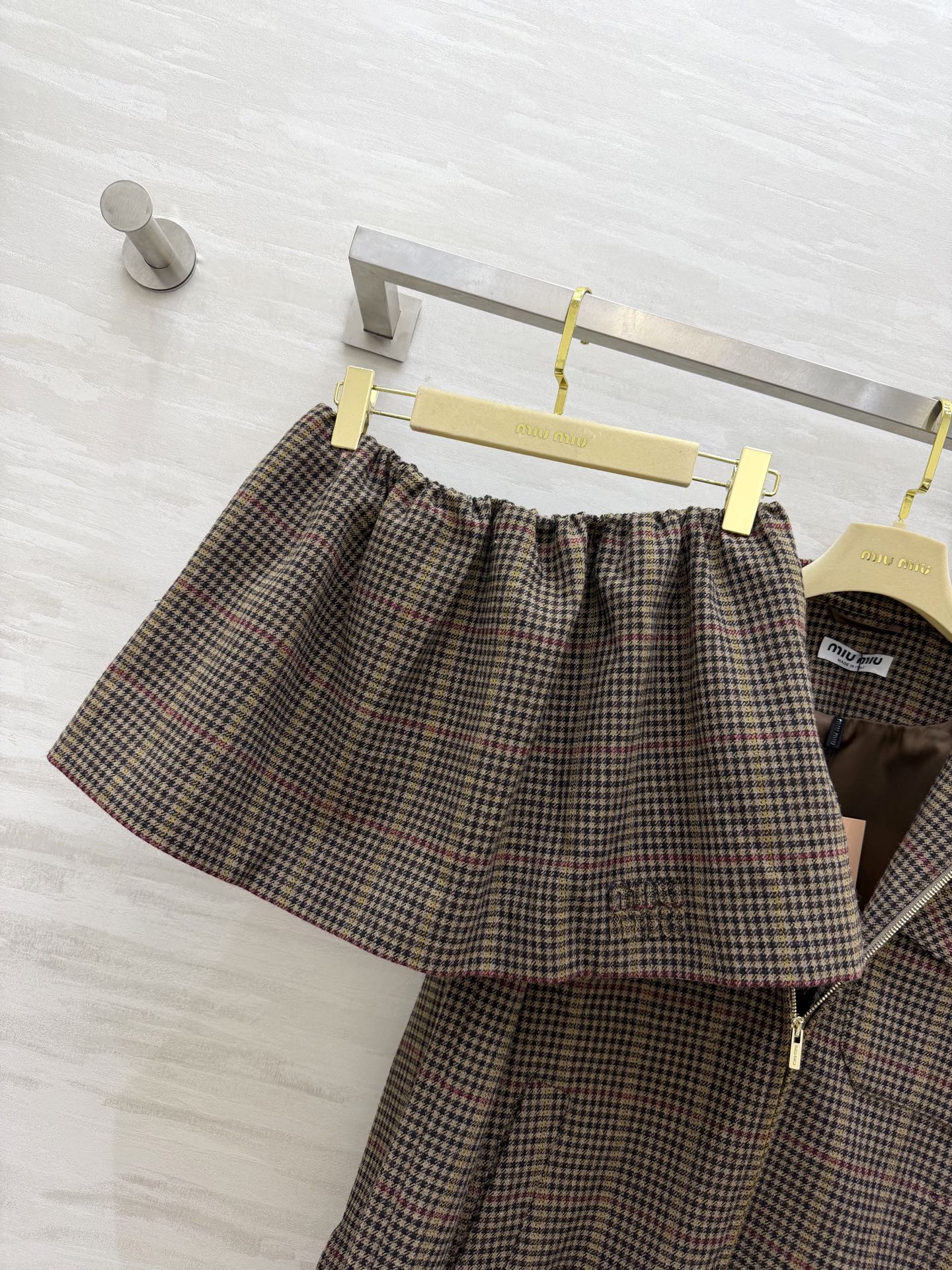 Miu 26s Houndstooth Set Camel Brown Wool 363594