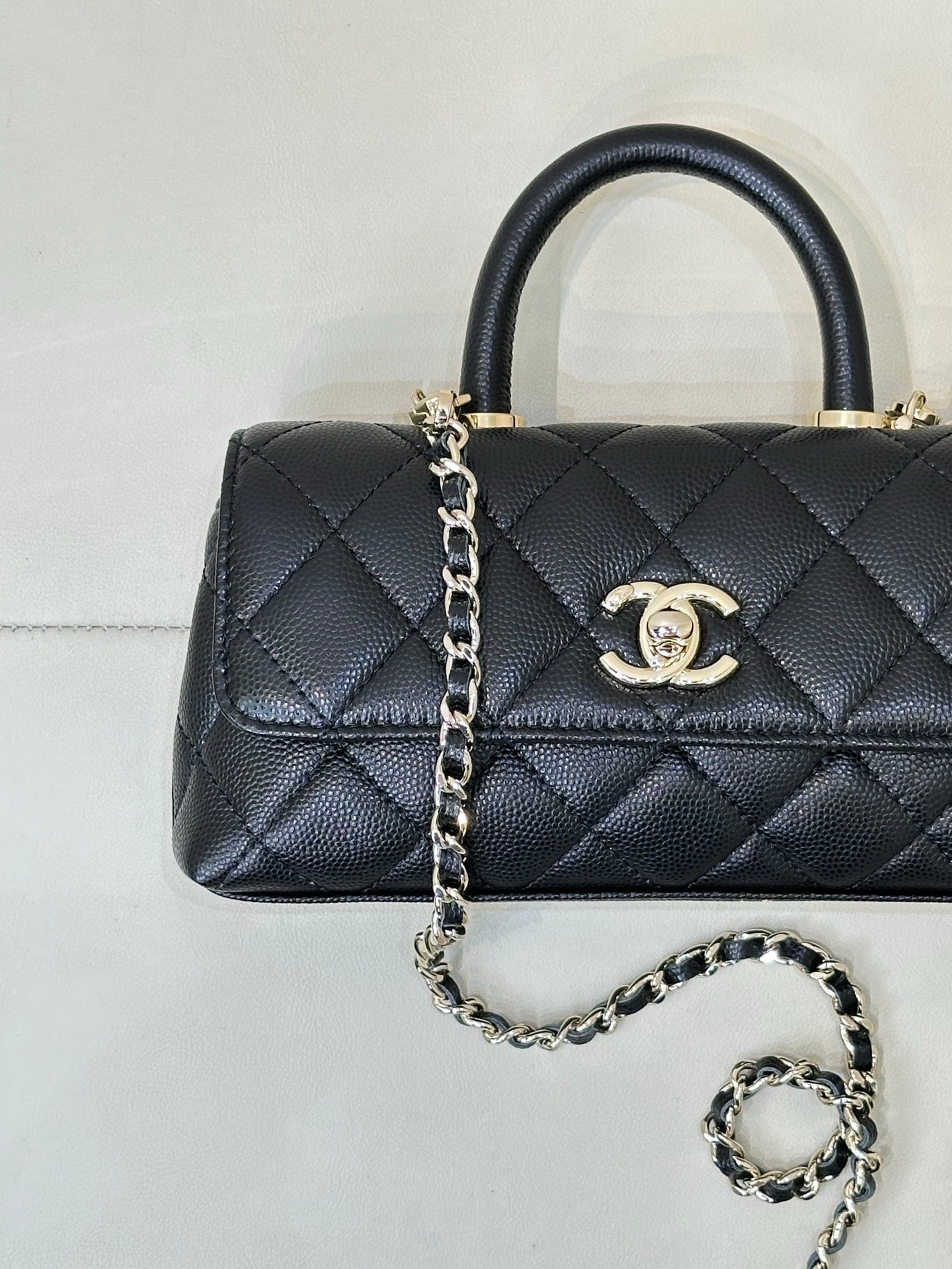 CC 5285 Coco Handle Bag 25cm Black Caviar Leather