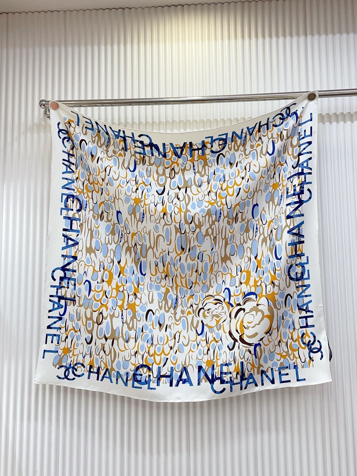 CC Scarf 90x90cm White Colorful Silk Twill 209922