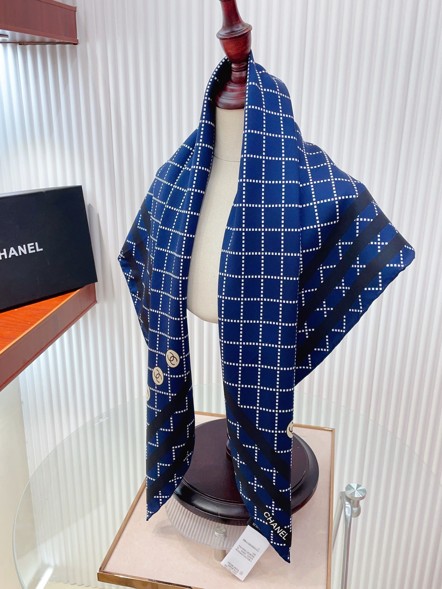 CC 2025/26 Scarf 90x90 Navy Blue Colorful Twill Silk 223487