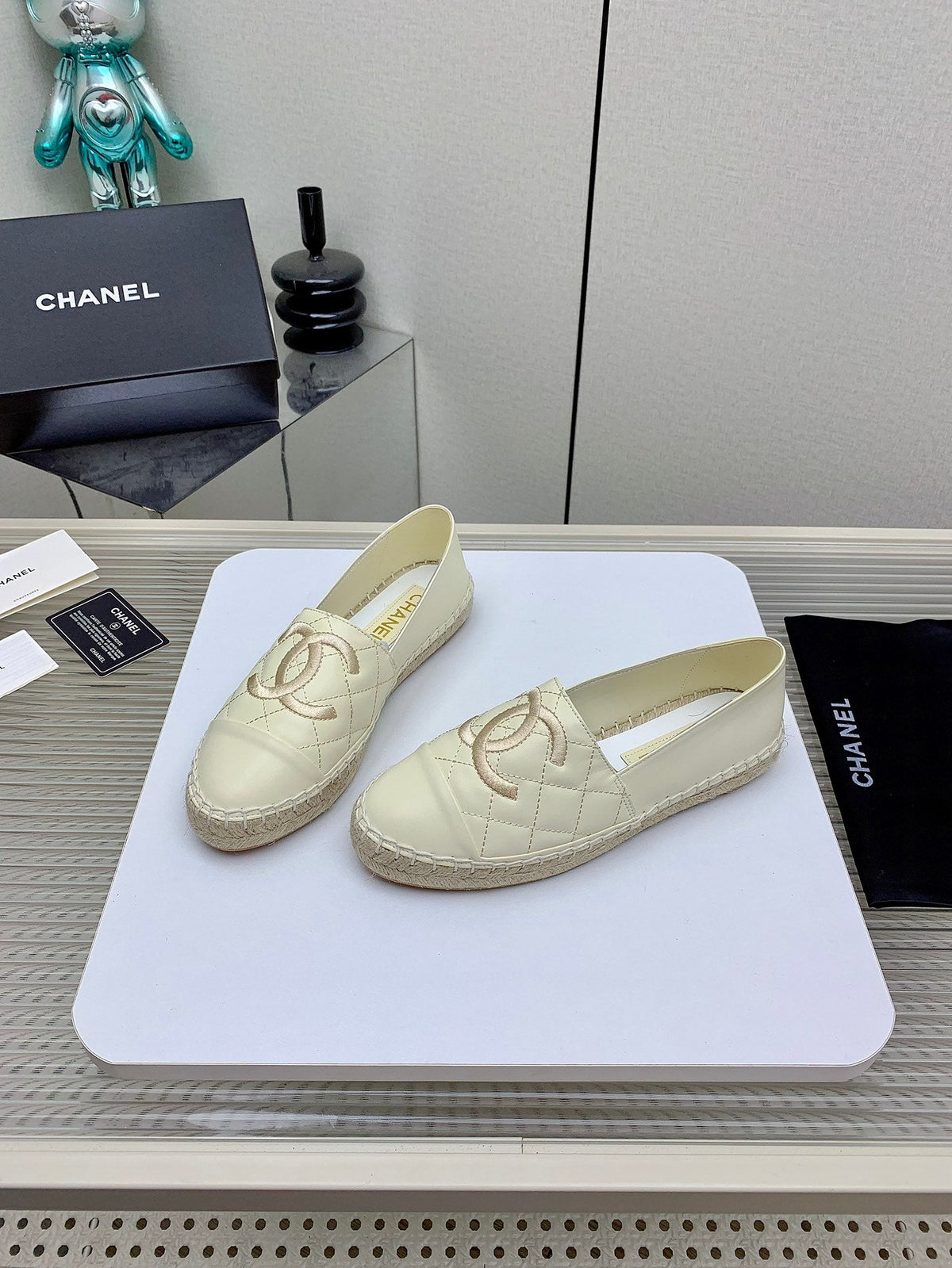 CC 26s Espadrilles Flats Beige Lambskin Leather 163528