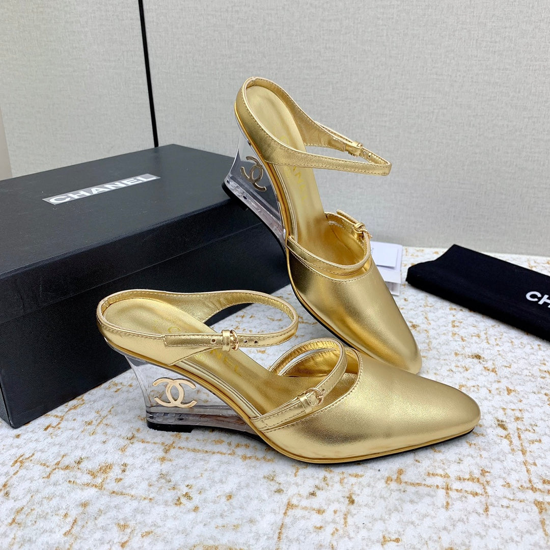 CC 26s Wedge Sandals 10cm Gold Leather 163570