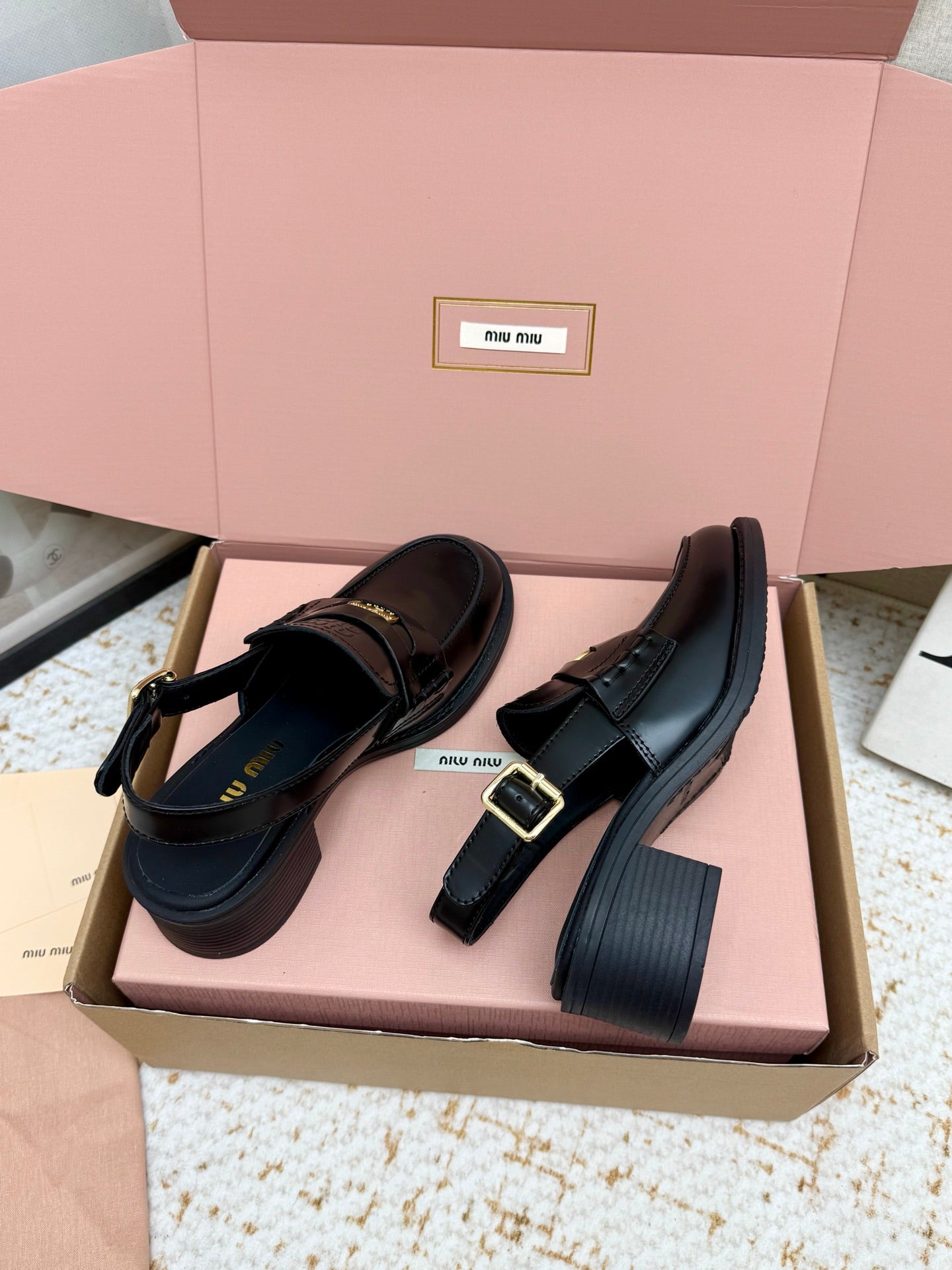 Miu Vintage-Effect Penny Slingback Black Leather 791002