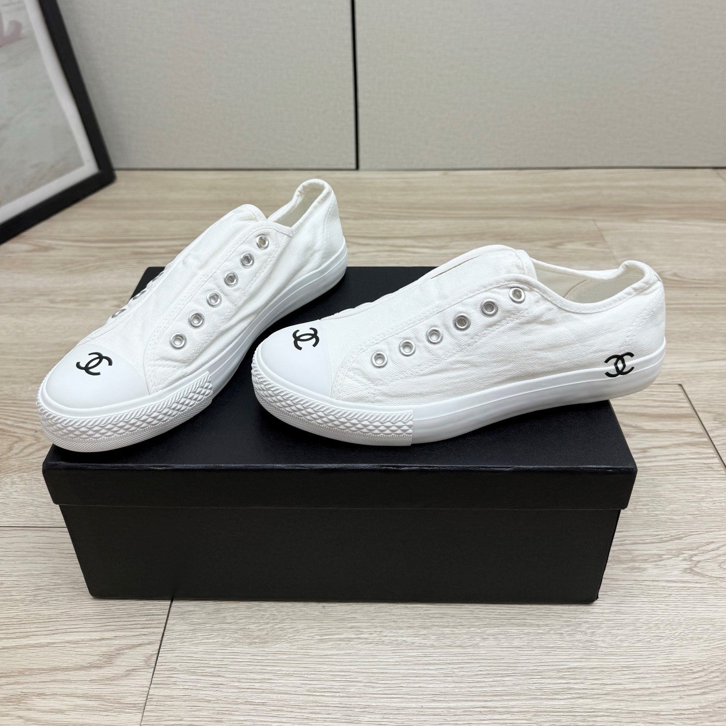 CC 26s Laceless Sneakers White Canvas Rubber 940857