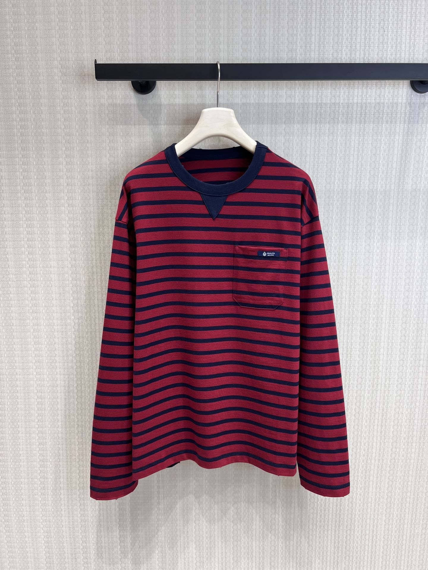 Miu 26s T-shirt Long-Sleeved Navy Blue Red Cotton 370130