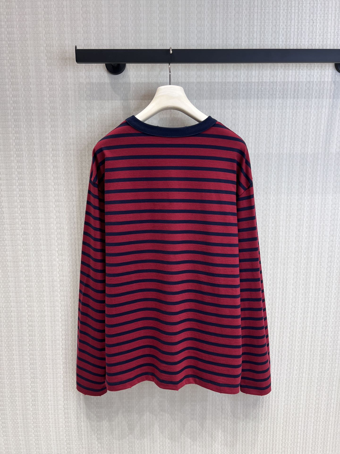 Miu 26s T-shirt Long-Sleeved Navy Blue Red Cotton 370130