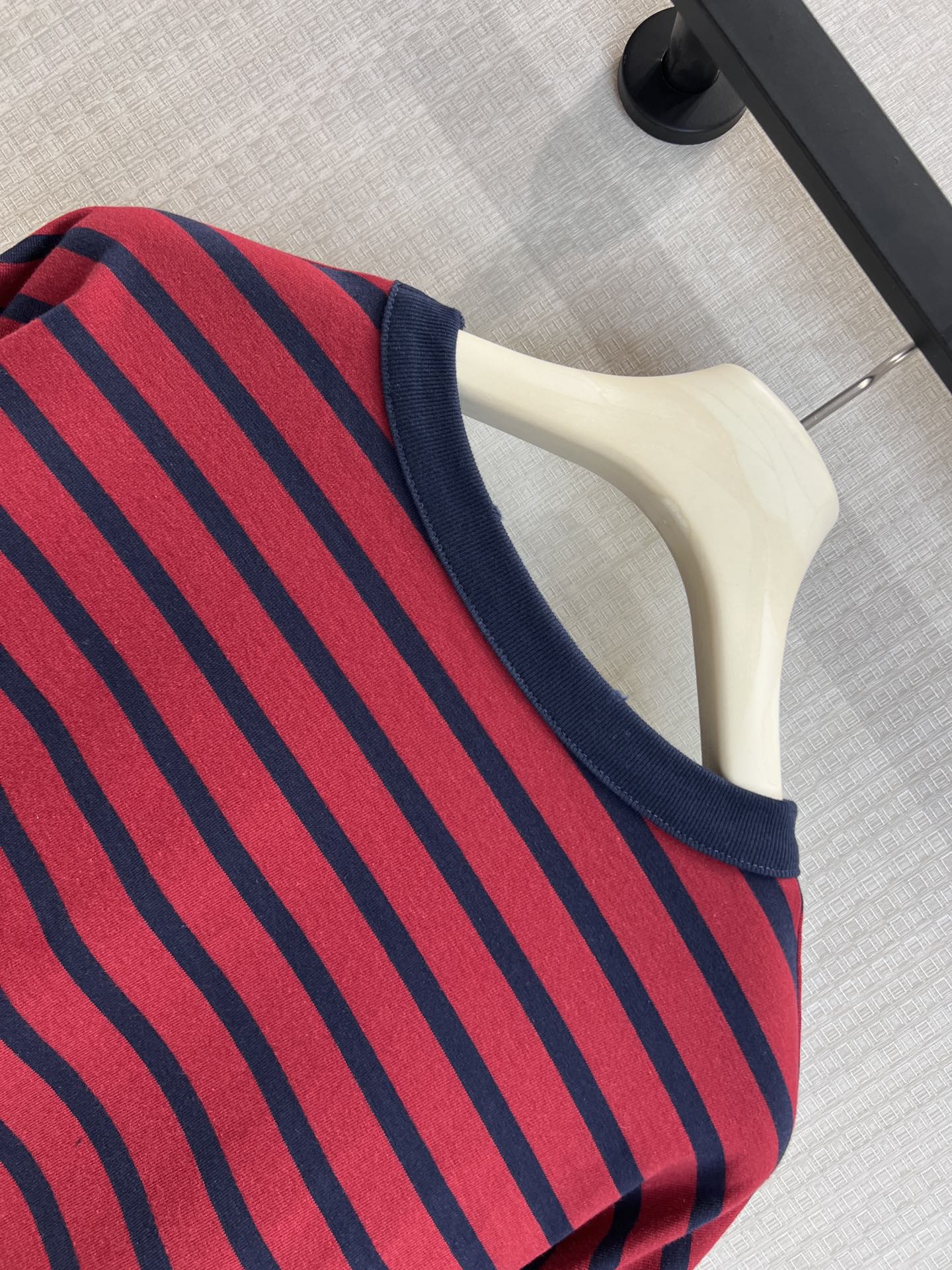 Miu 26s T-shirt Long-Sleeved Navy Blue Red Cotton 370130
