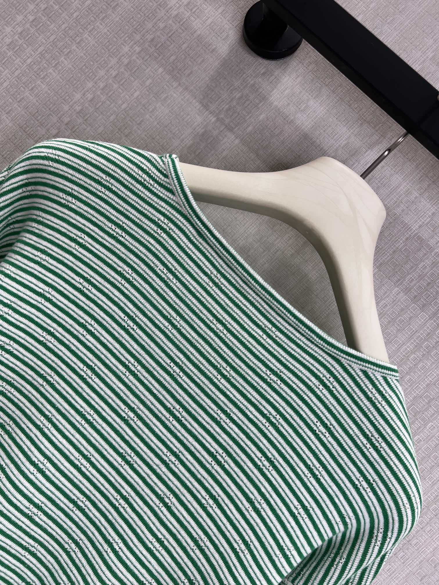 Miu 26s T-shirt Long-Sleeved Teal Green Cotton 370135