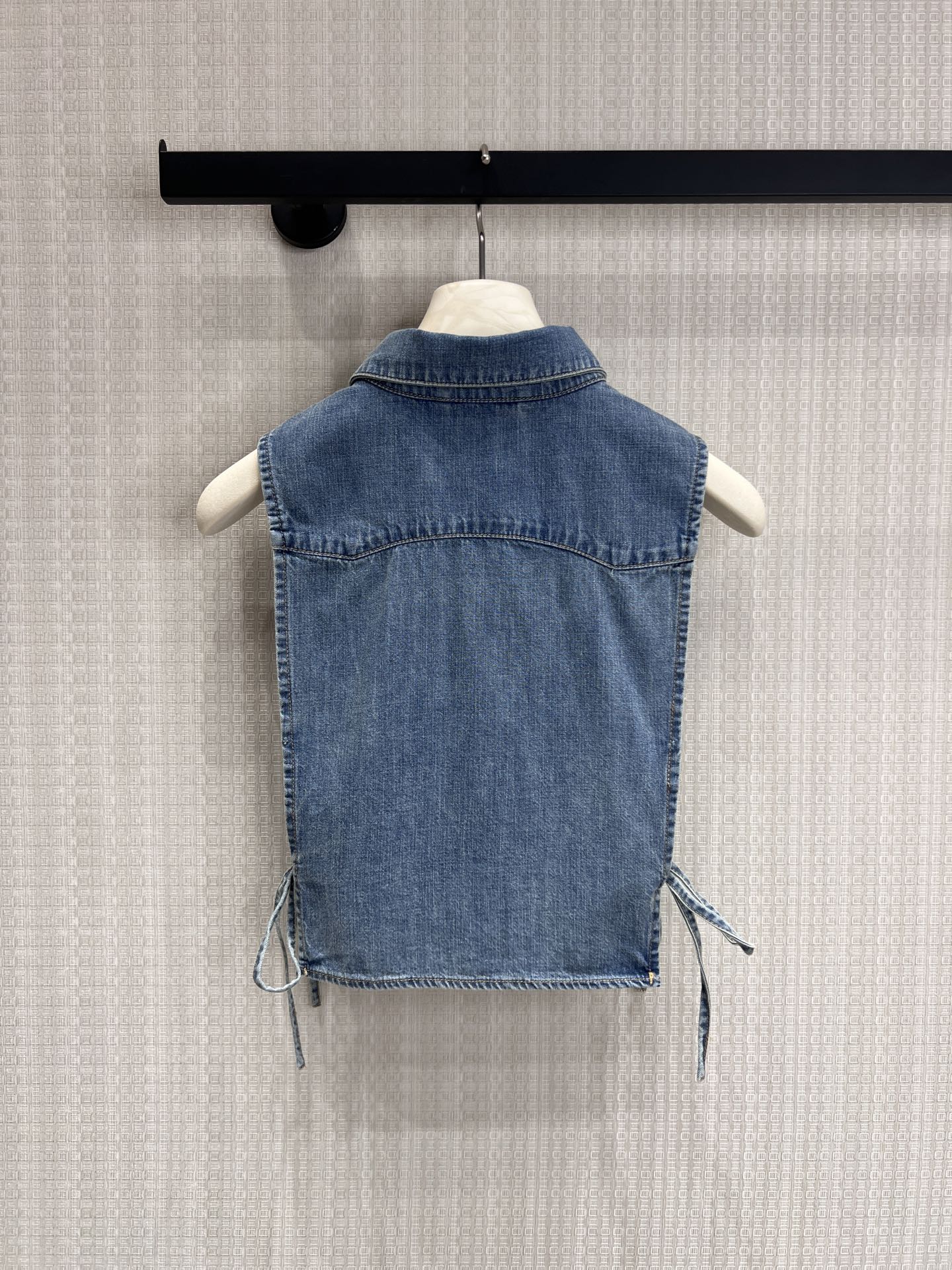 Miu Cropped Chambray Tie Shirt Sapphire Blue Denim
