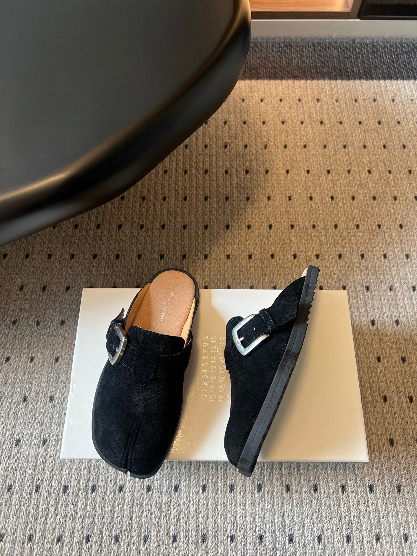 Maison Margiela Tabi Buckle-Fastening Mules Black Suede 803621