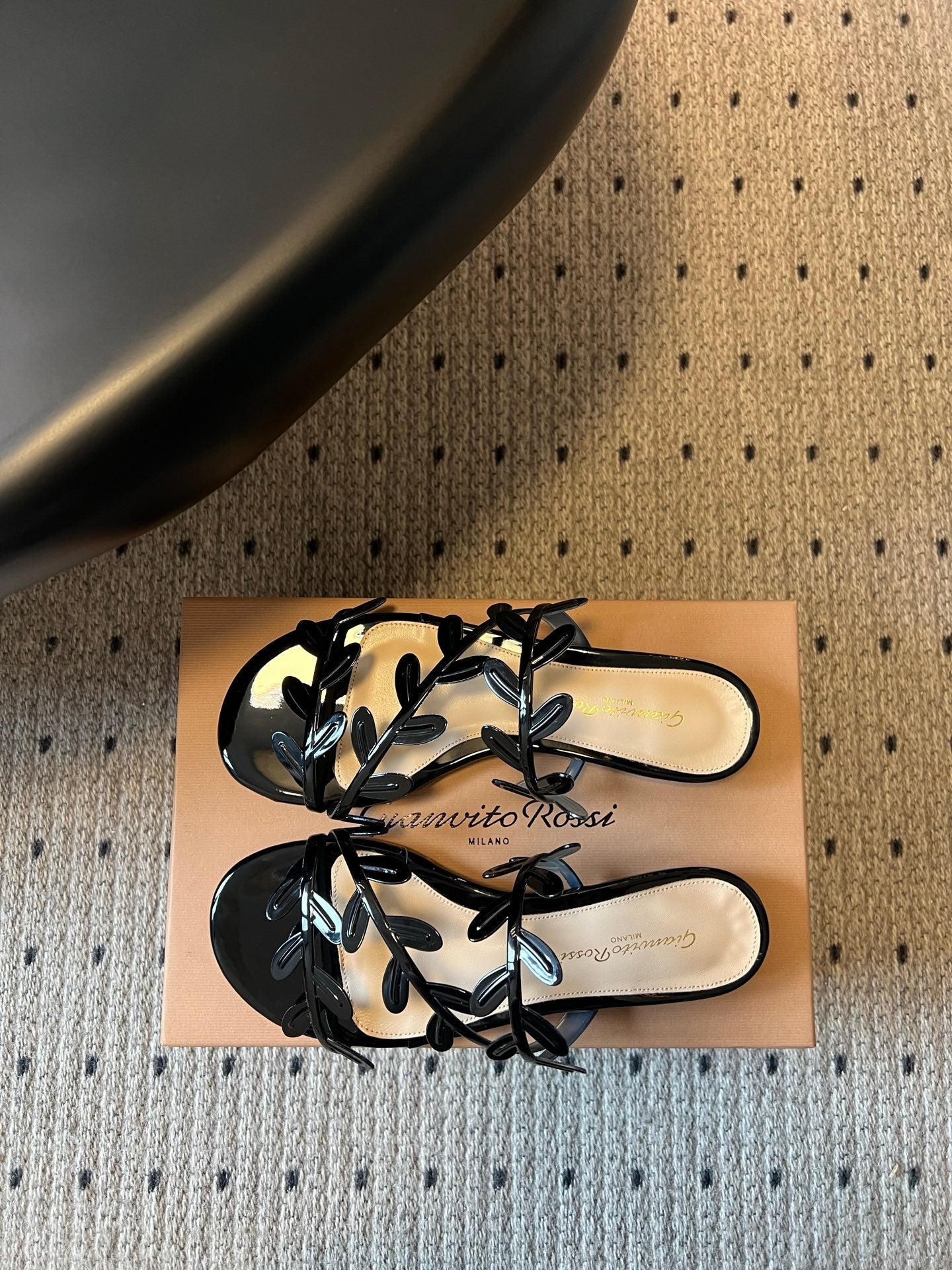 Gianvito Rossi Flavia Flat Sandals Black Sheepskin 803763