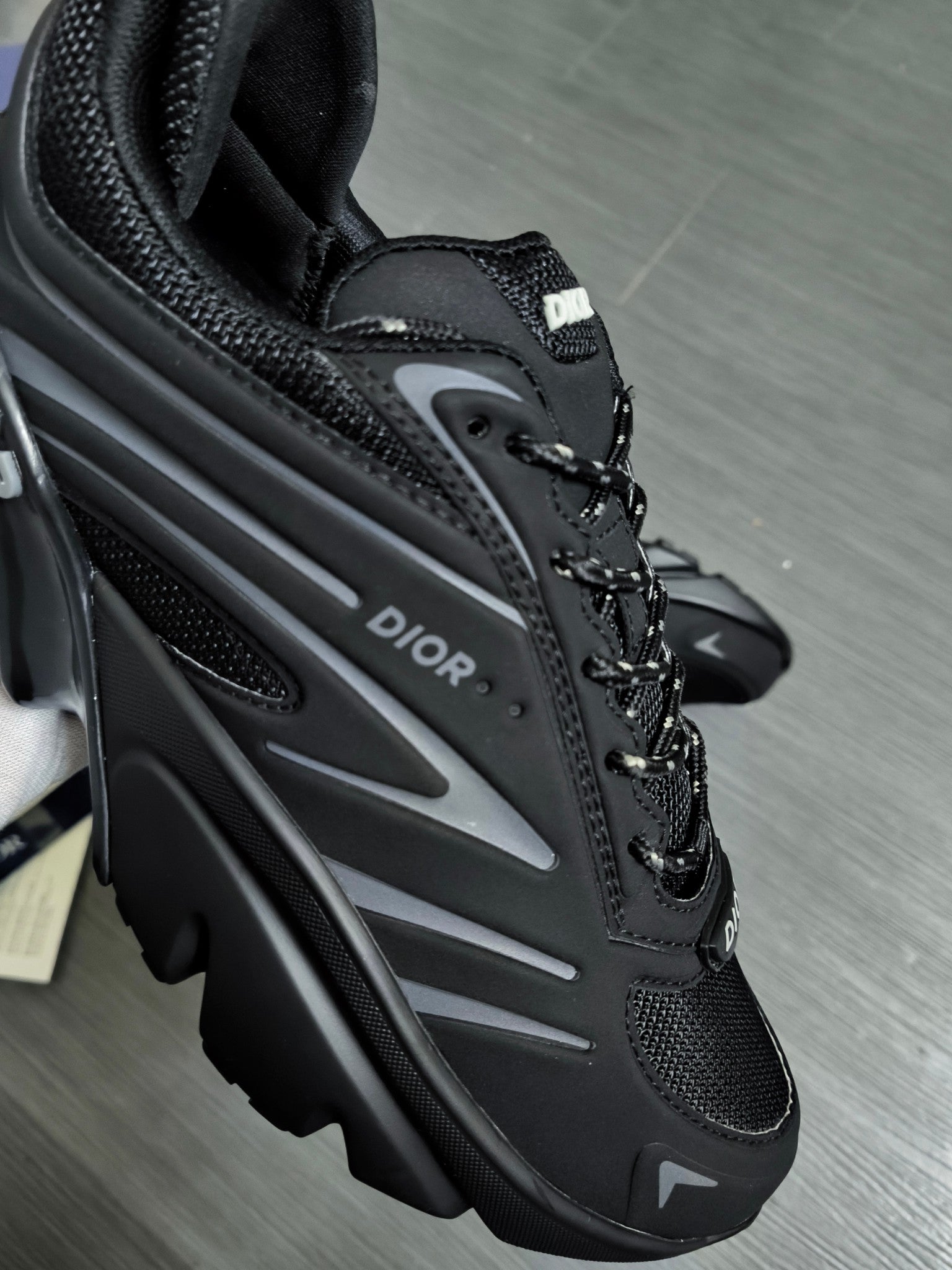 CD 26s B44 Blade Sneaker Black Mesh Technical Fabric 996914