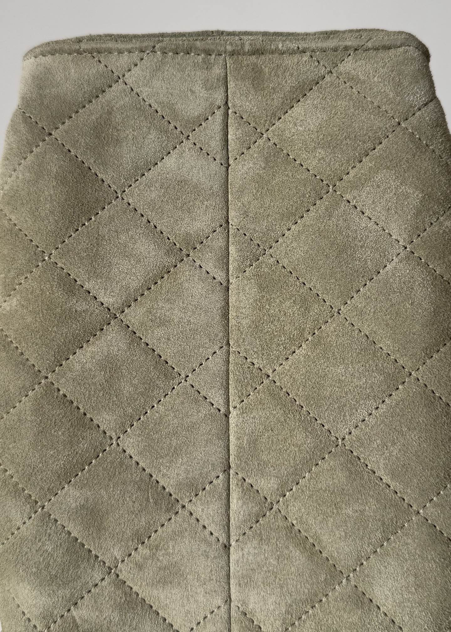 CC 25C Hobo Bags 30cm Khaki Suede