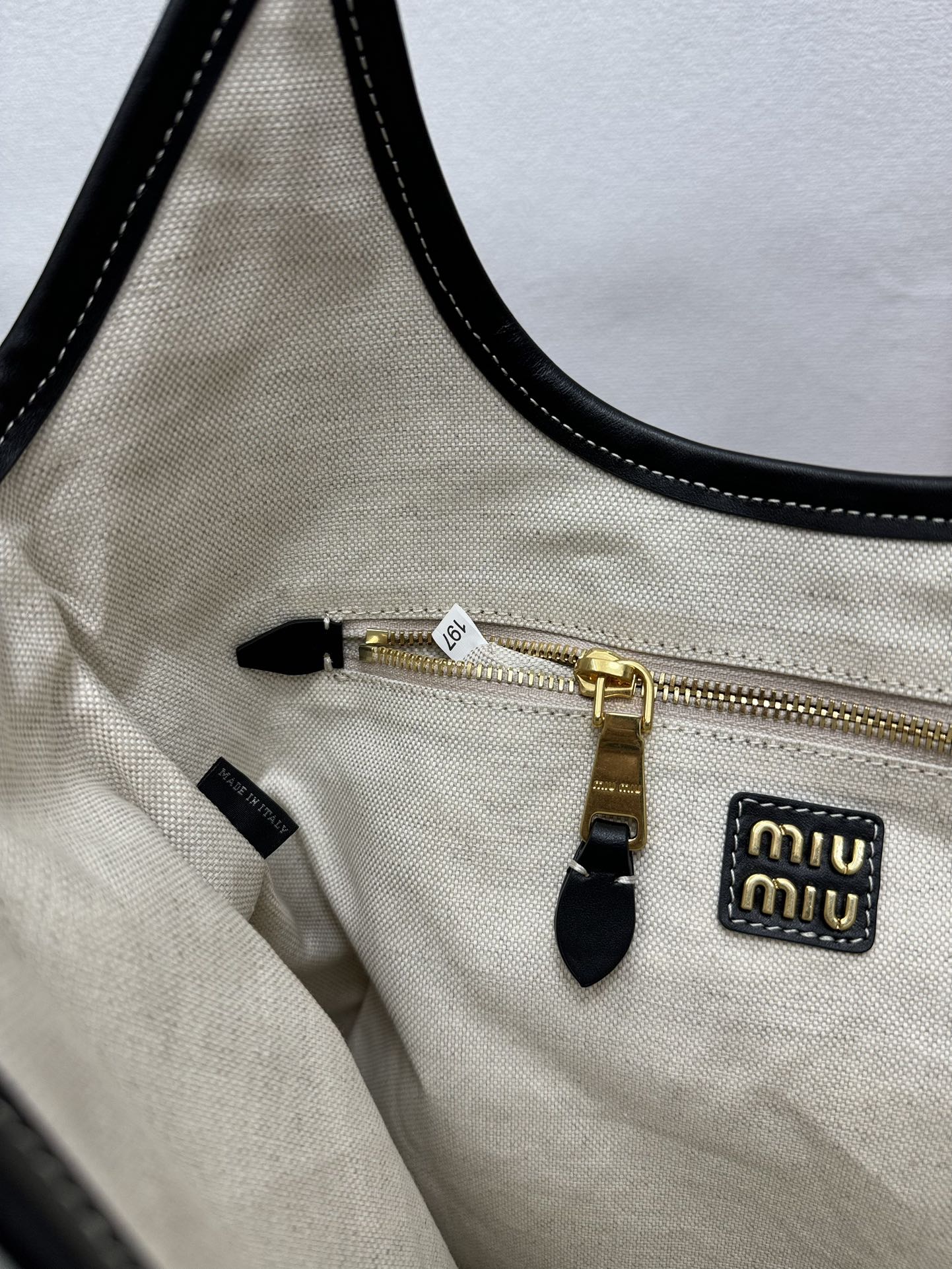 Miu Ivy Tote Bag 35cm Black Leather 175699