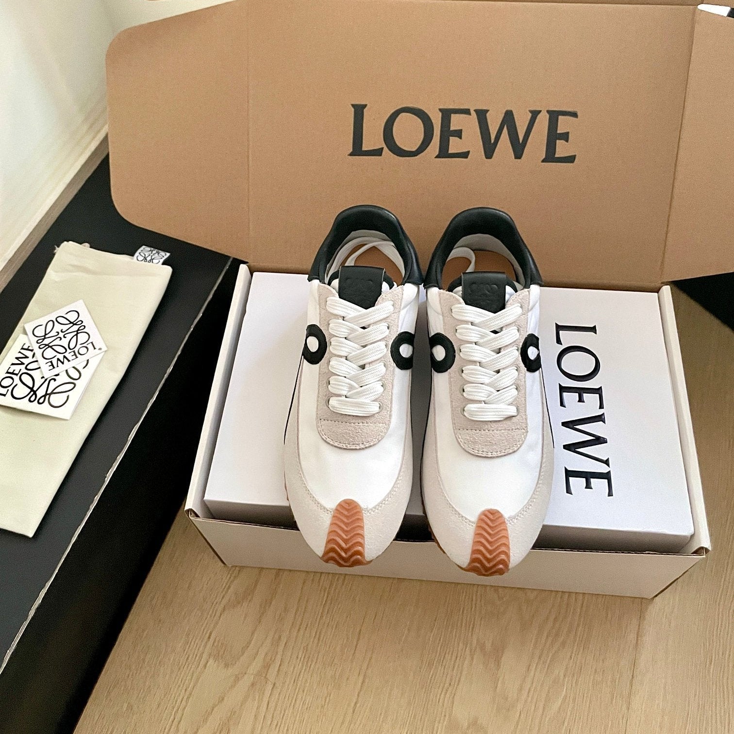 Loewe 26s Flow Runner Sneaker In Light Gray Suede And Black Sheepskin