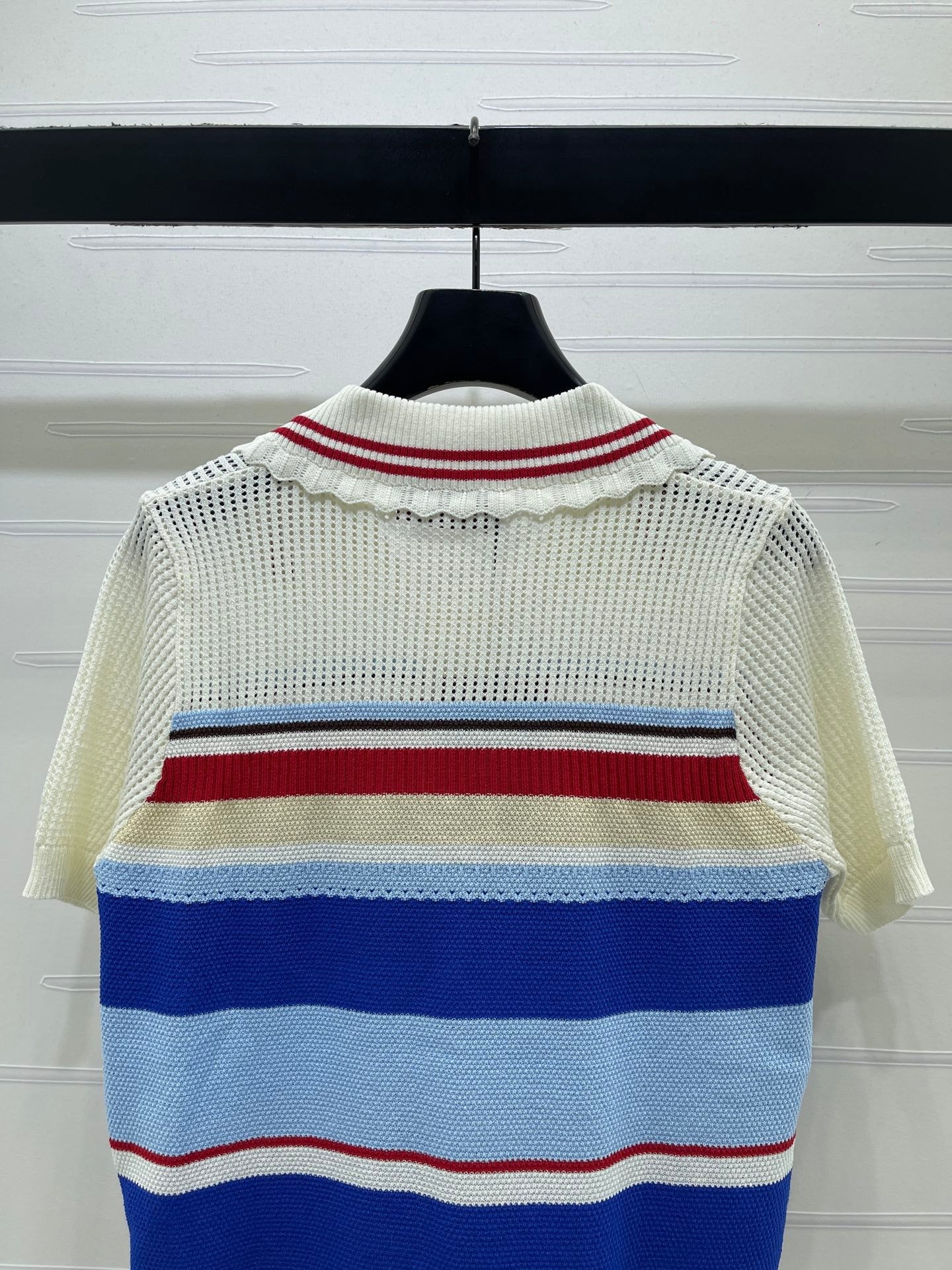 GG 26s Hollow Striped Collared Knit Short Sleeve 406541