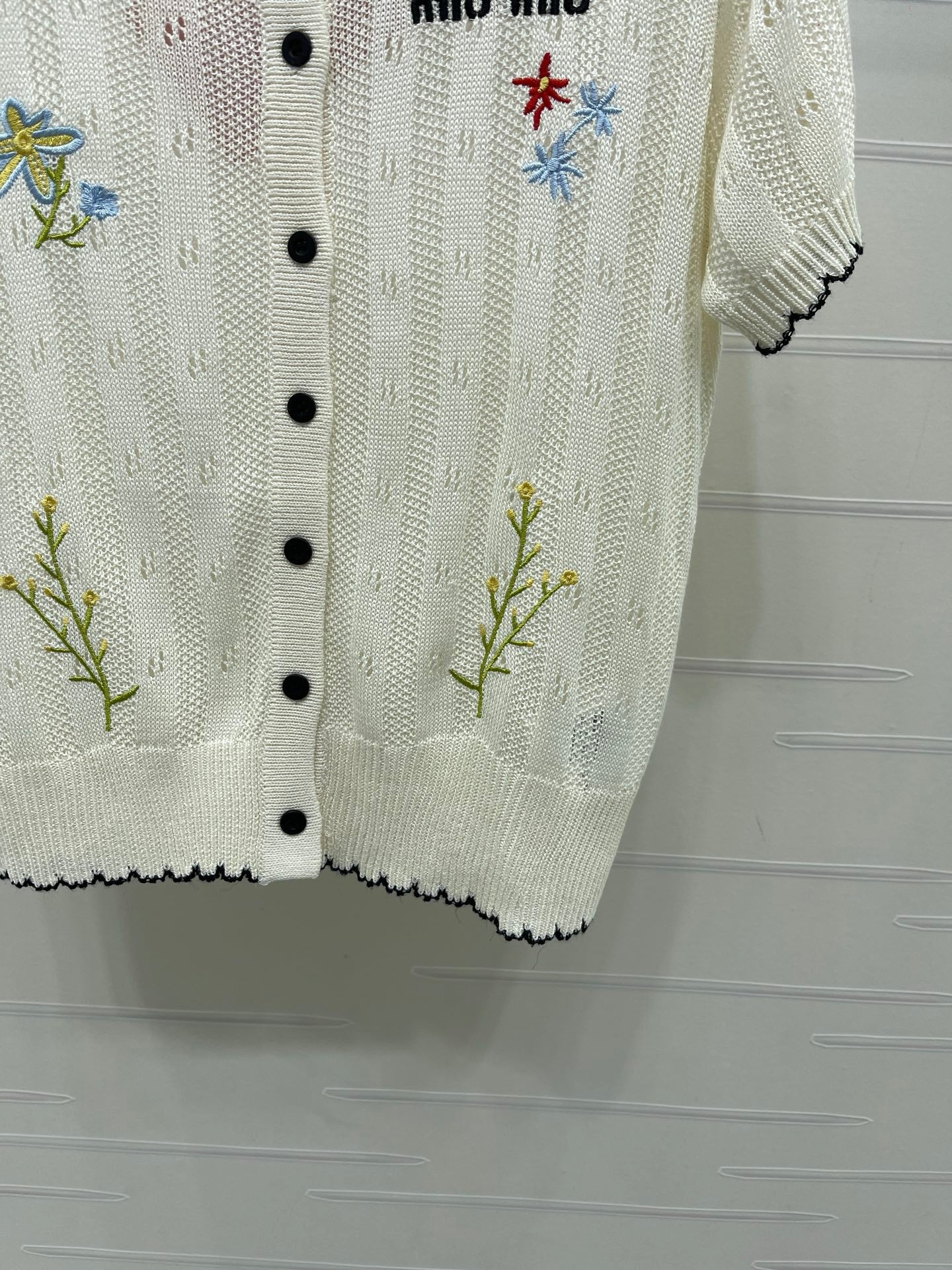 Miu 26s Hollow Striped Collared Knit Short Sleeve White Wool 406537