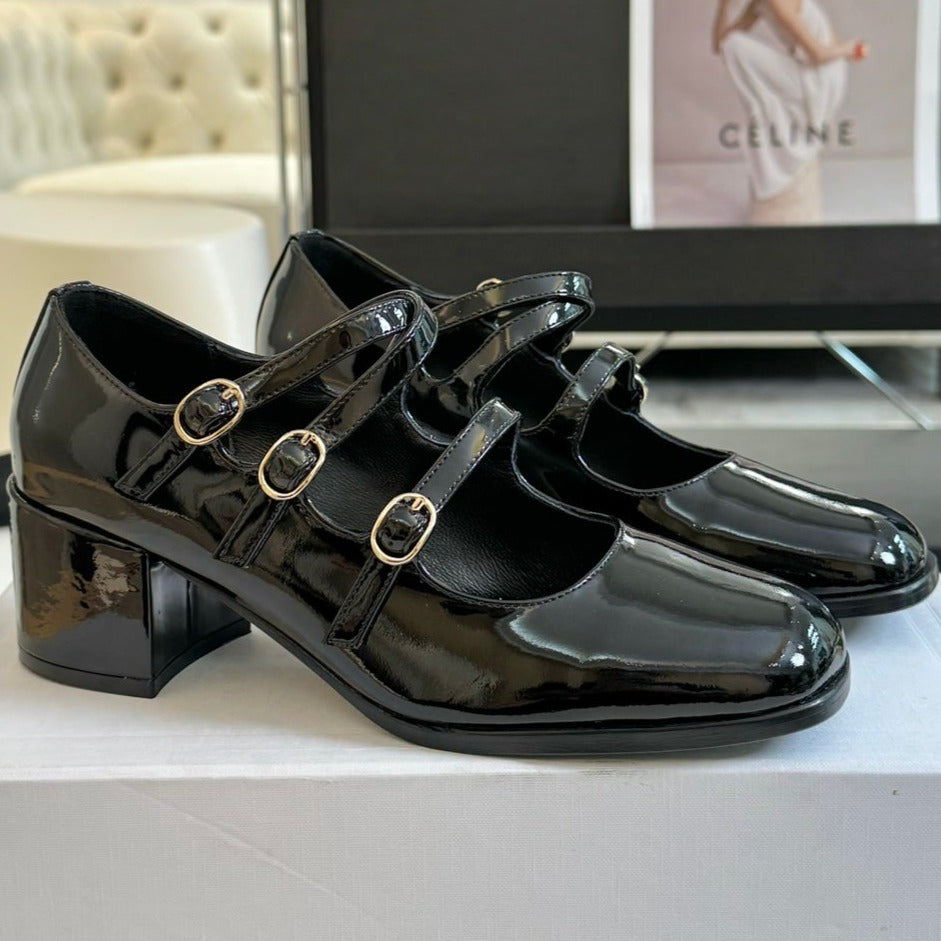 WOMEN'S SANDALS WITH ROUND TOE GLOSSY BLACK SPECIFIC COWHIDE