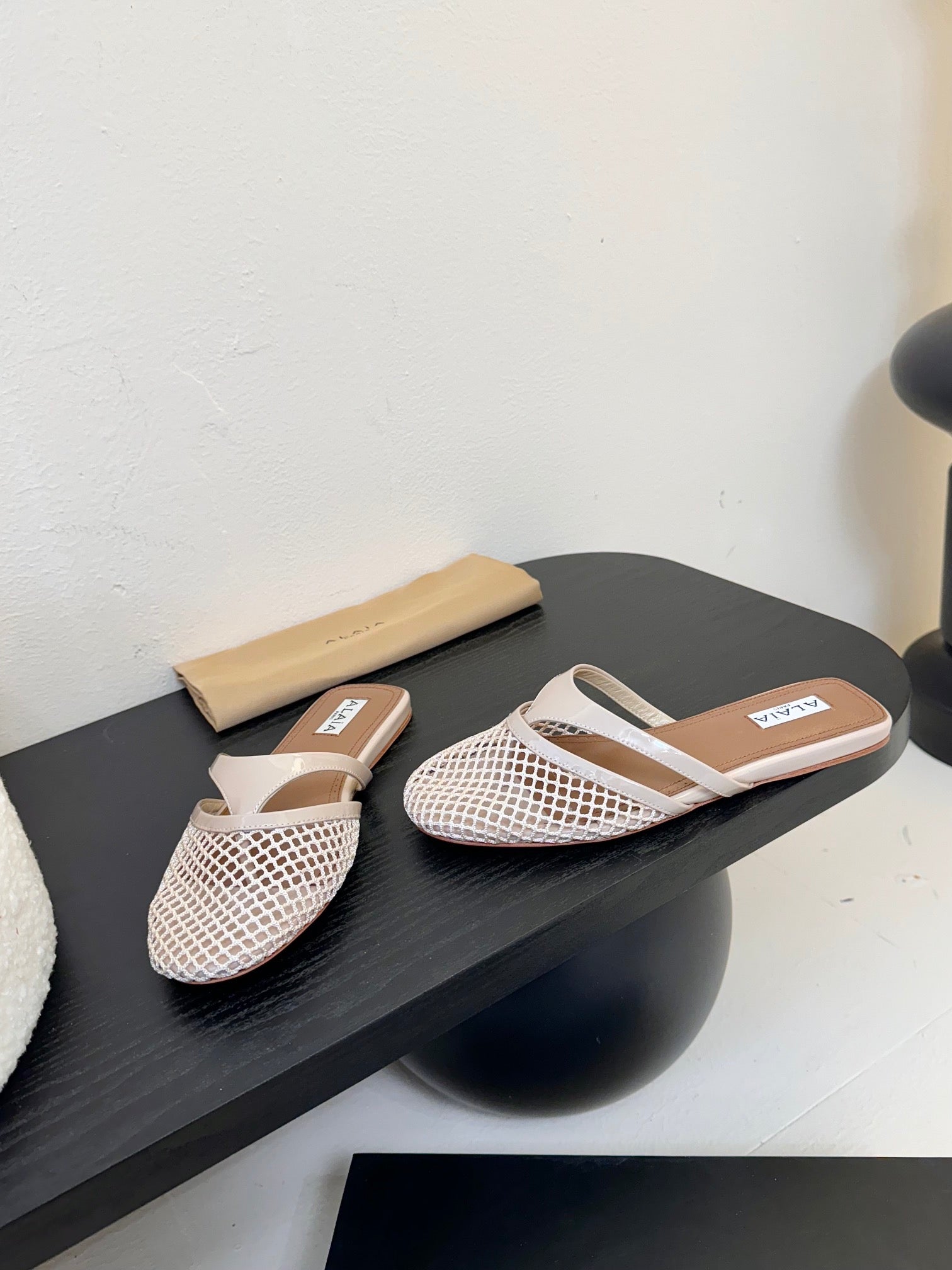 Alaia Fishnet Mule Peach Leather 235518