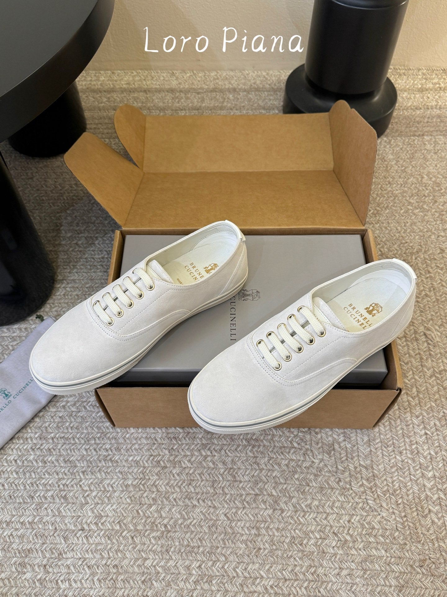 Brunello 26s Lace-Up Sneakers Cream White Suede