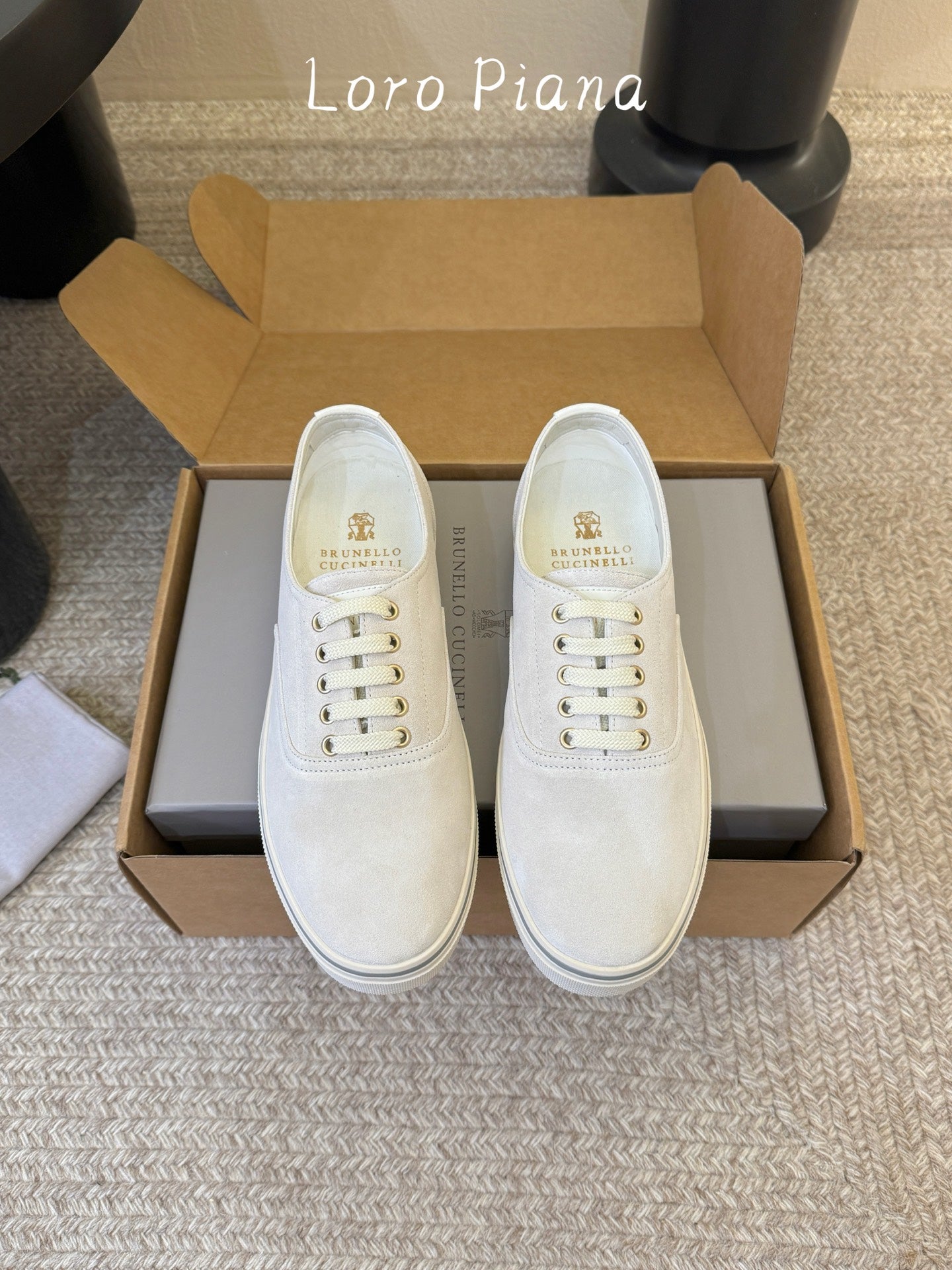 Brunello 26s Lace-Up Sneakers Cream White Suede