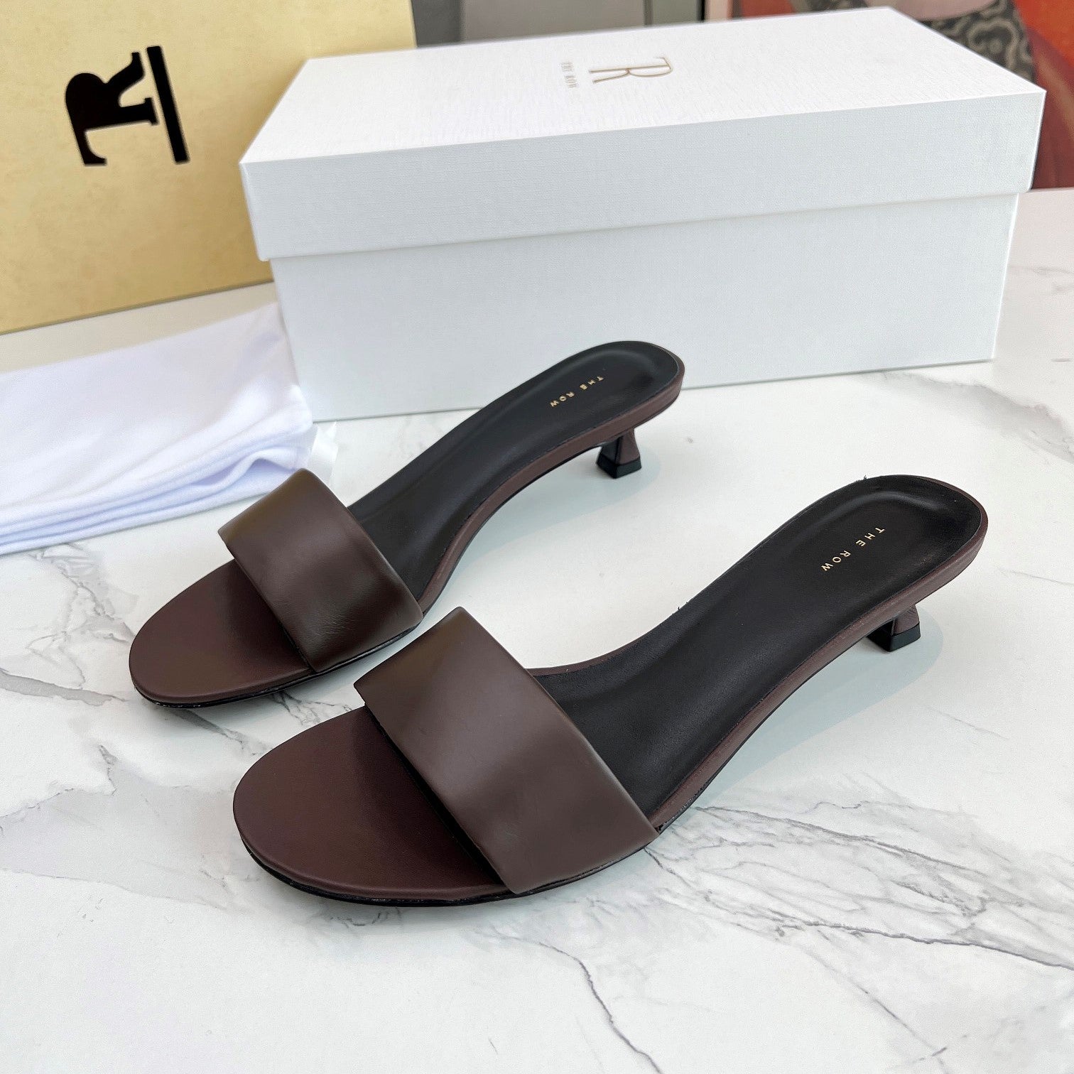 The Row 26s Kitten Heel Slippers Coffee Lambskin 997836