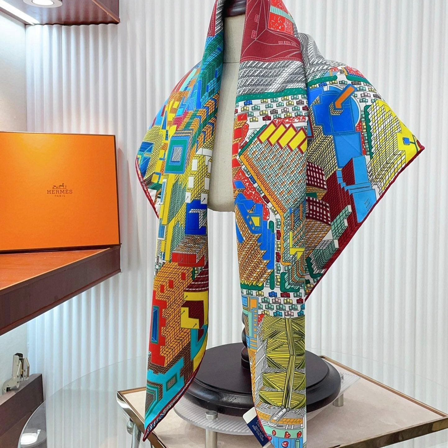 Pantin City scarf 90 CM In Colorful Silk Twill 211114
