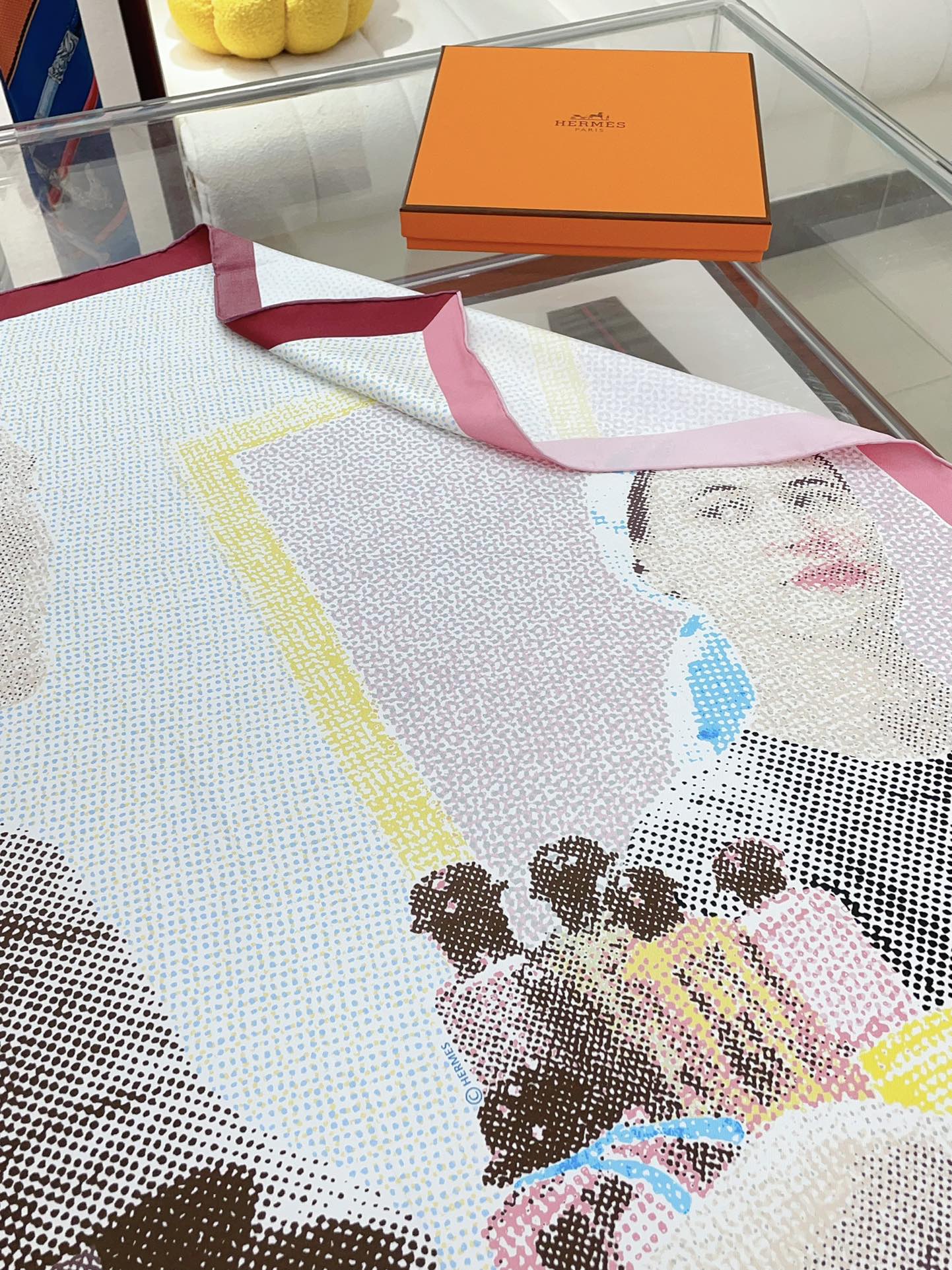 Regard De Soie Scarf 90 CM In Colorful Silk Twill 213692