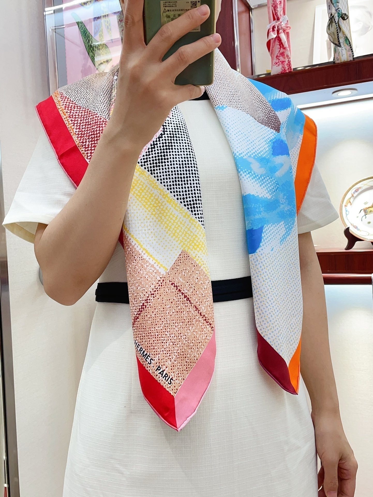 Regard De Soie Scarf 90 CM In Colorful Silk Twill 213692