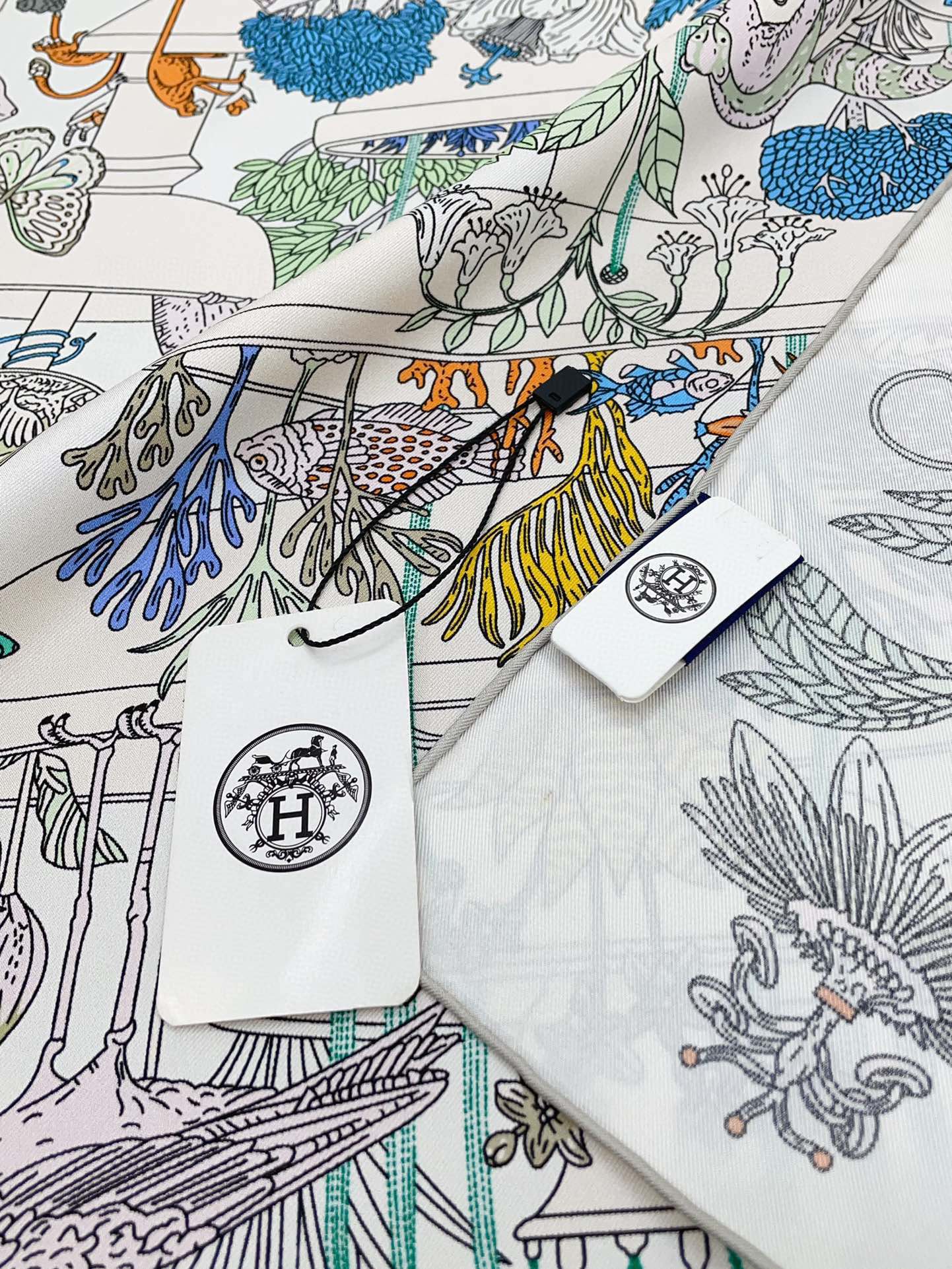 Precious Paradise Scarf 90 CM In Colorful Silk Twill 234592