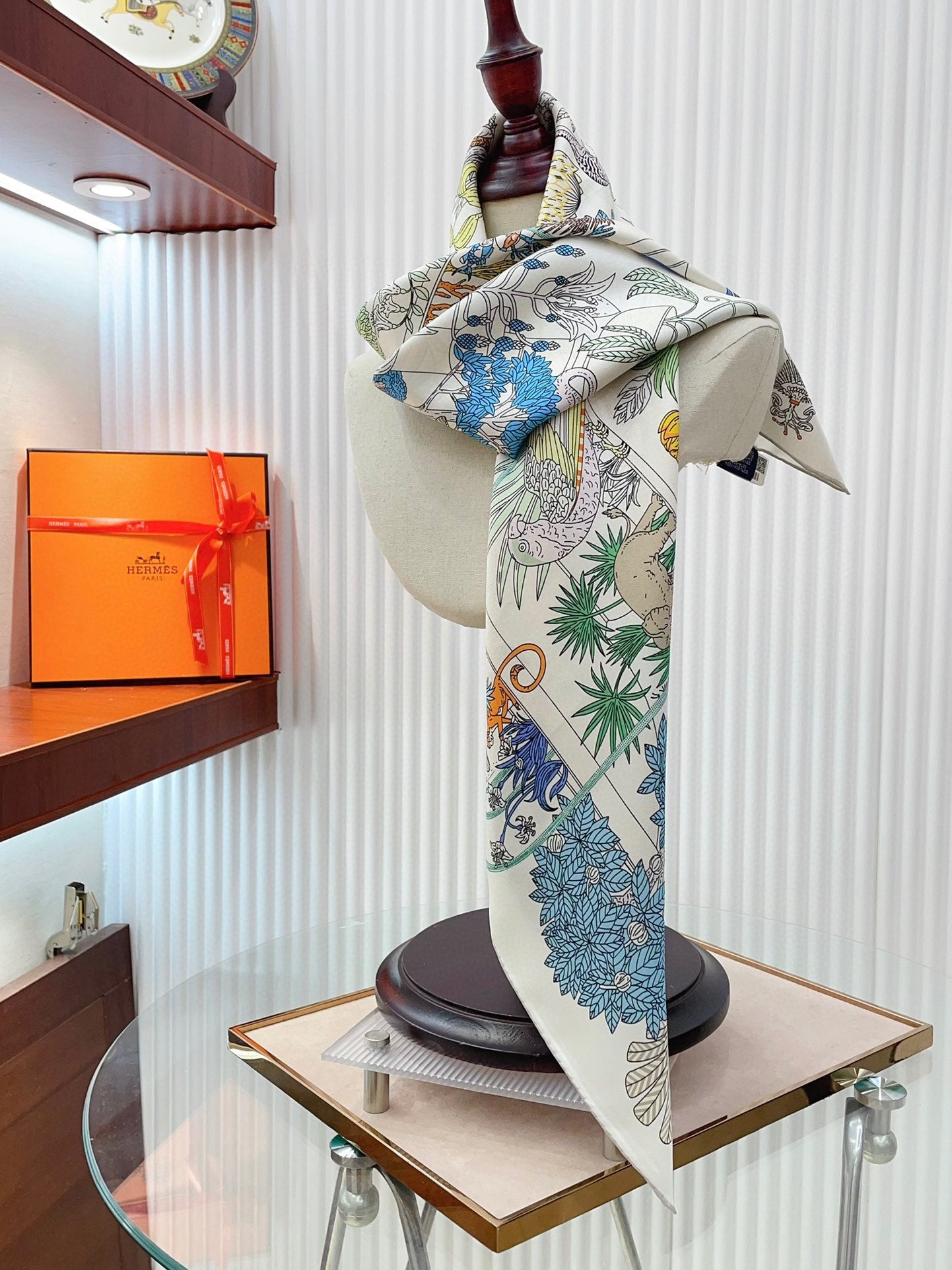 Precious Paradise Scarf 90 CM In Colorful Silk Twill 234592